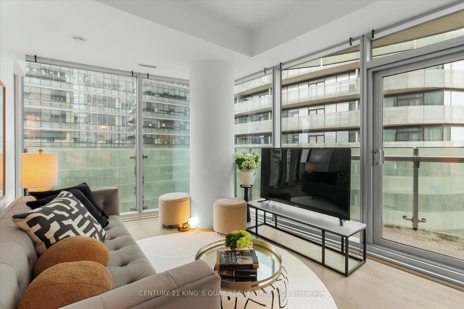 12 York Street, #2410