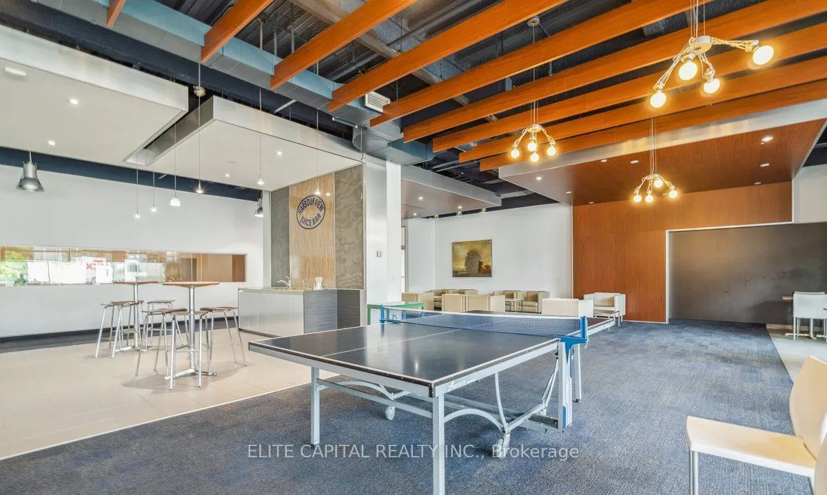 10 Navy Wharf Court, #1008