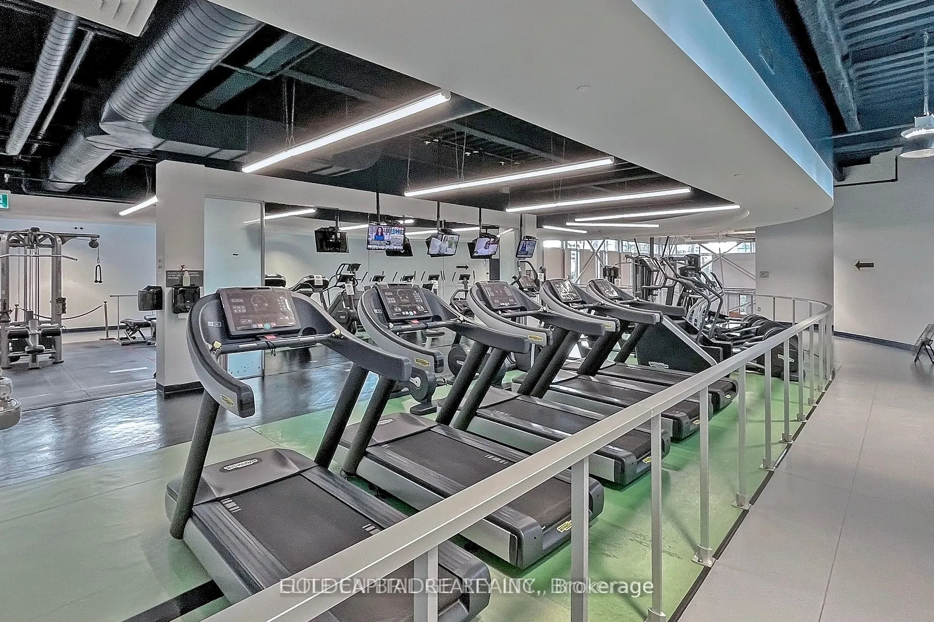 10 Navy Wharf Court, #1008