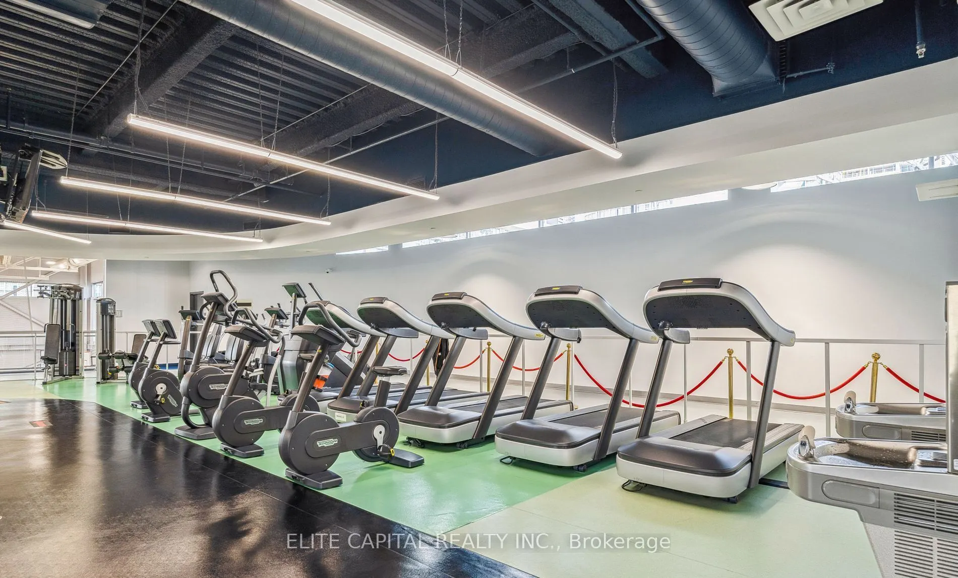 10 Navy Wharf Court, #1008