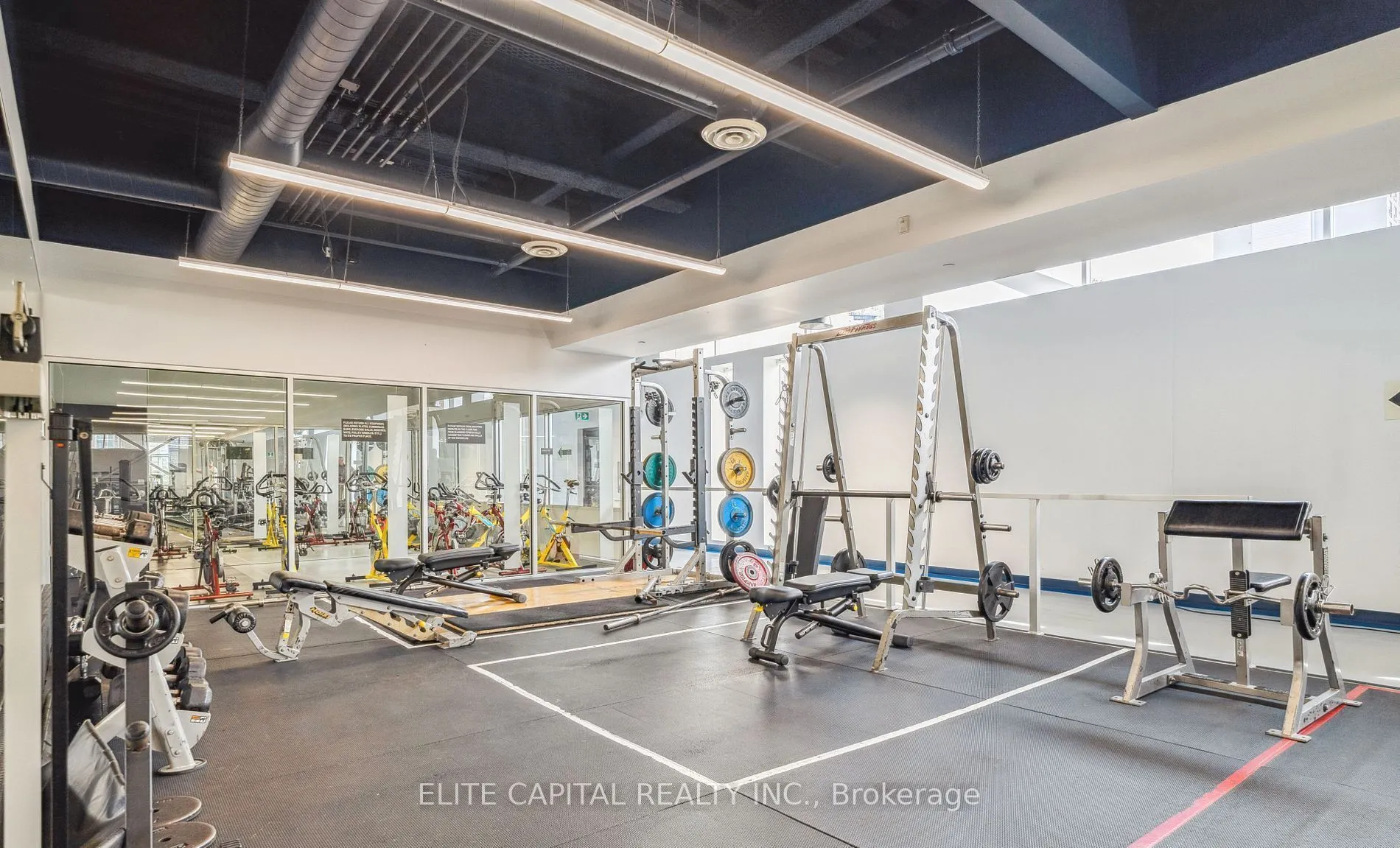 10 Navy Wharf Court, #1008