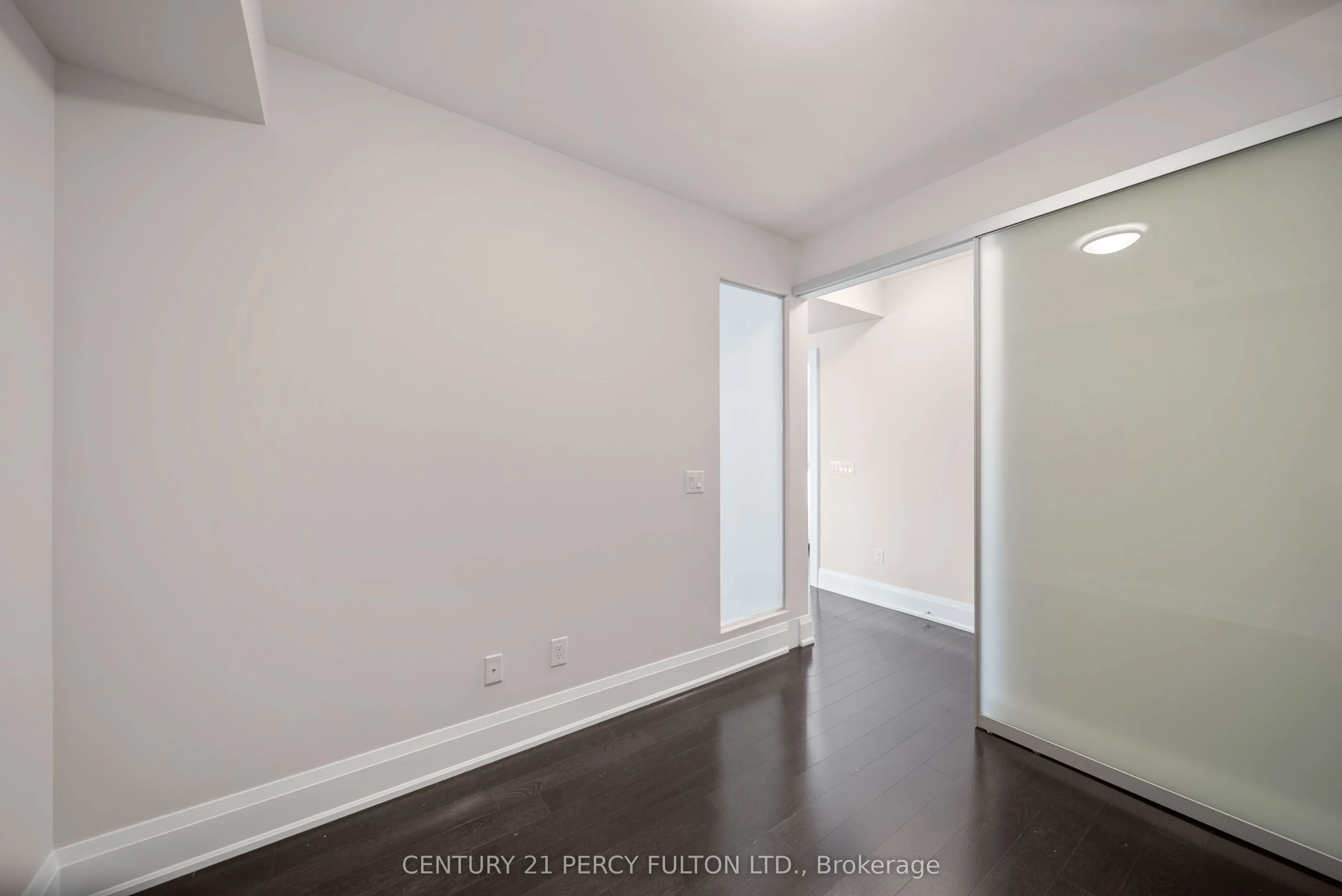 88 Cumberland Street, #904