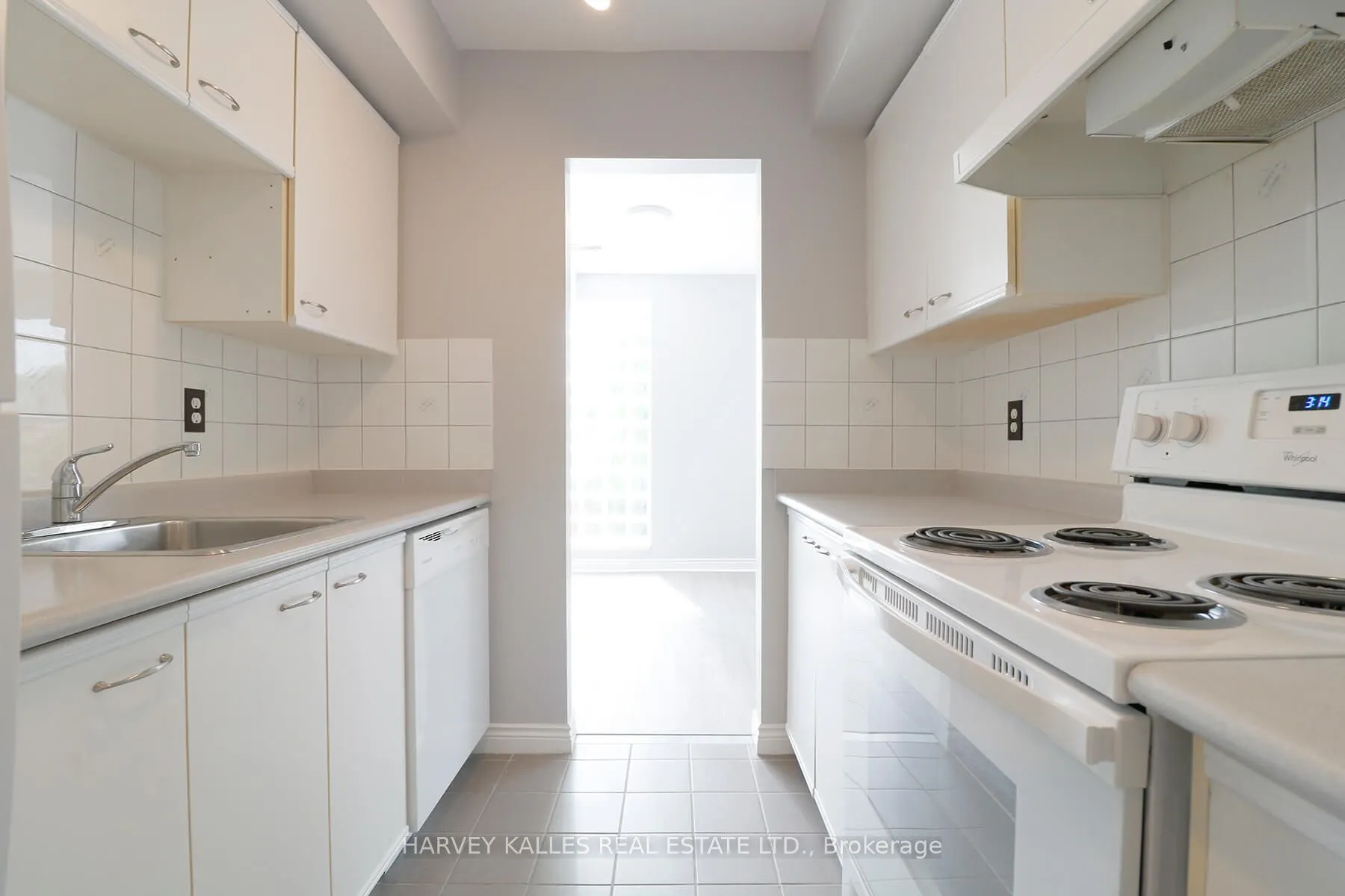 1424 Bayview Avenue, #C