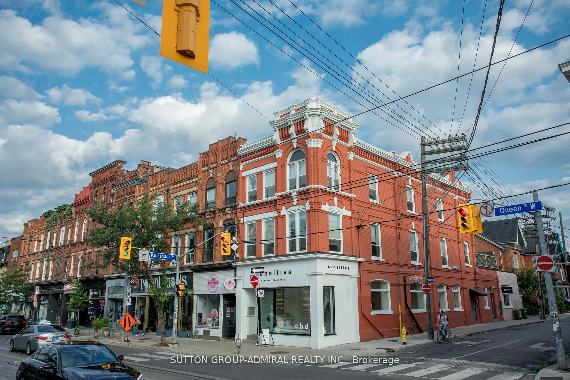 652 Queen Street W, #2nd Flr