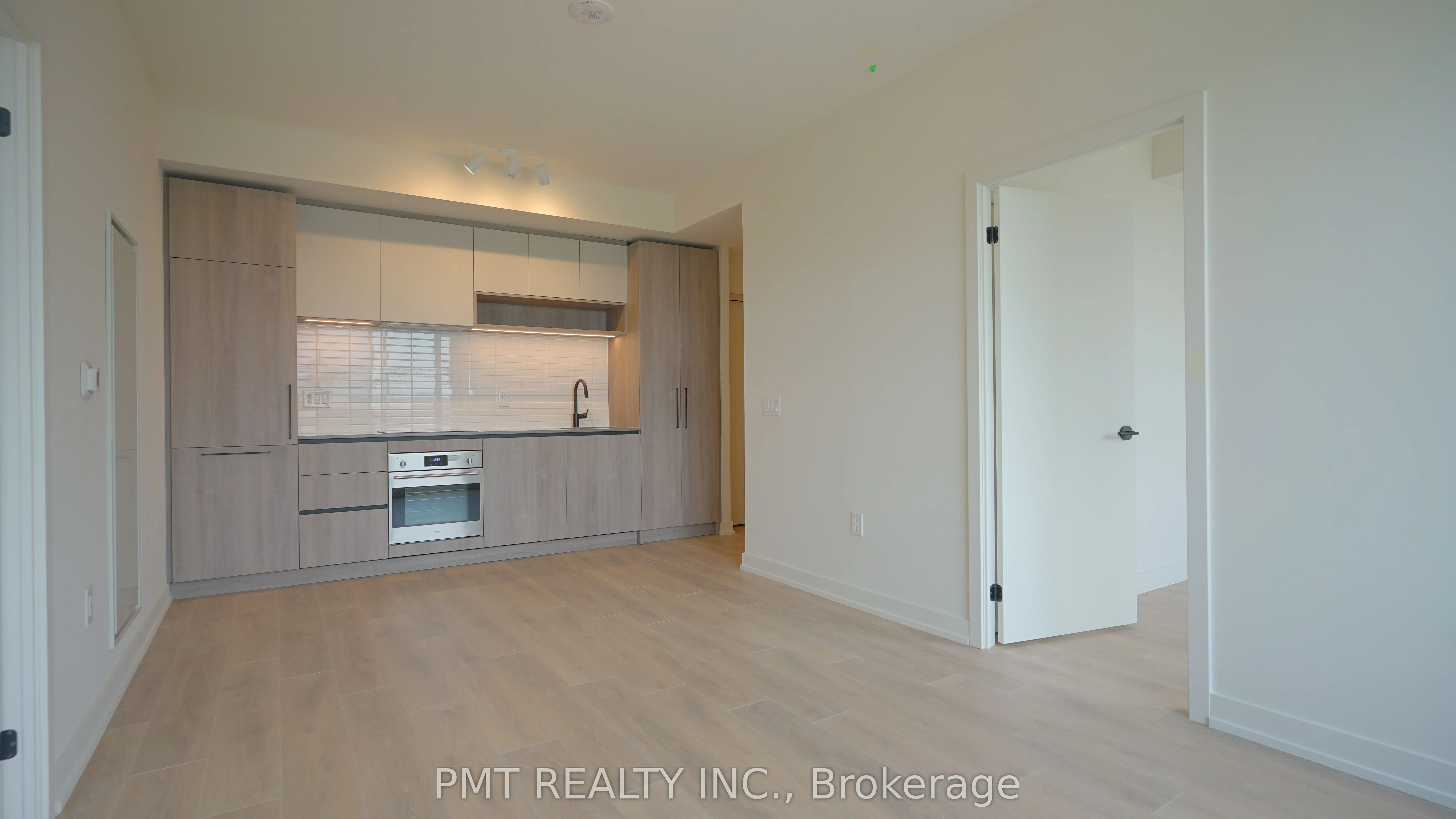 181 Sterling Road, #1411