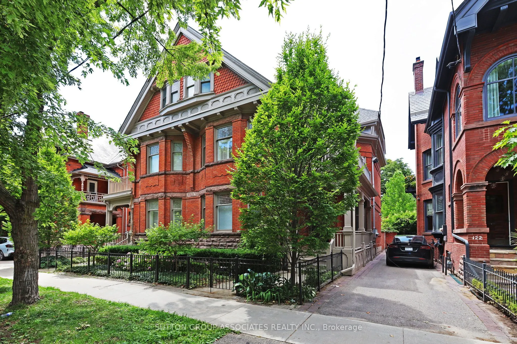 120 Bedford Road, #3