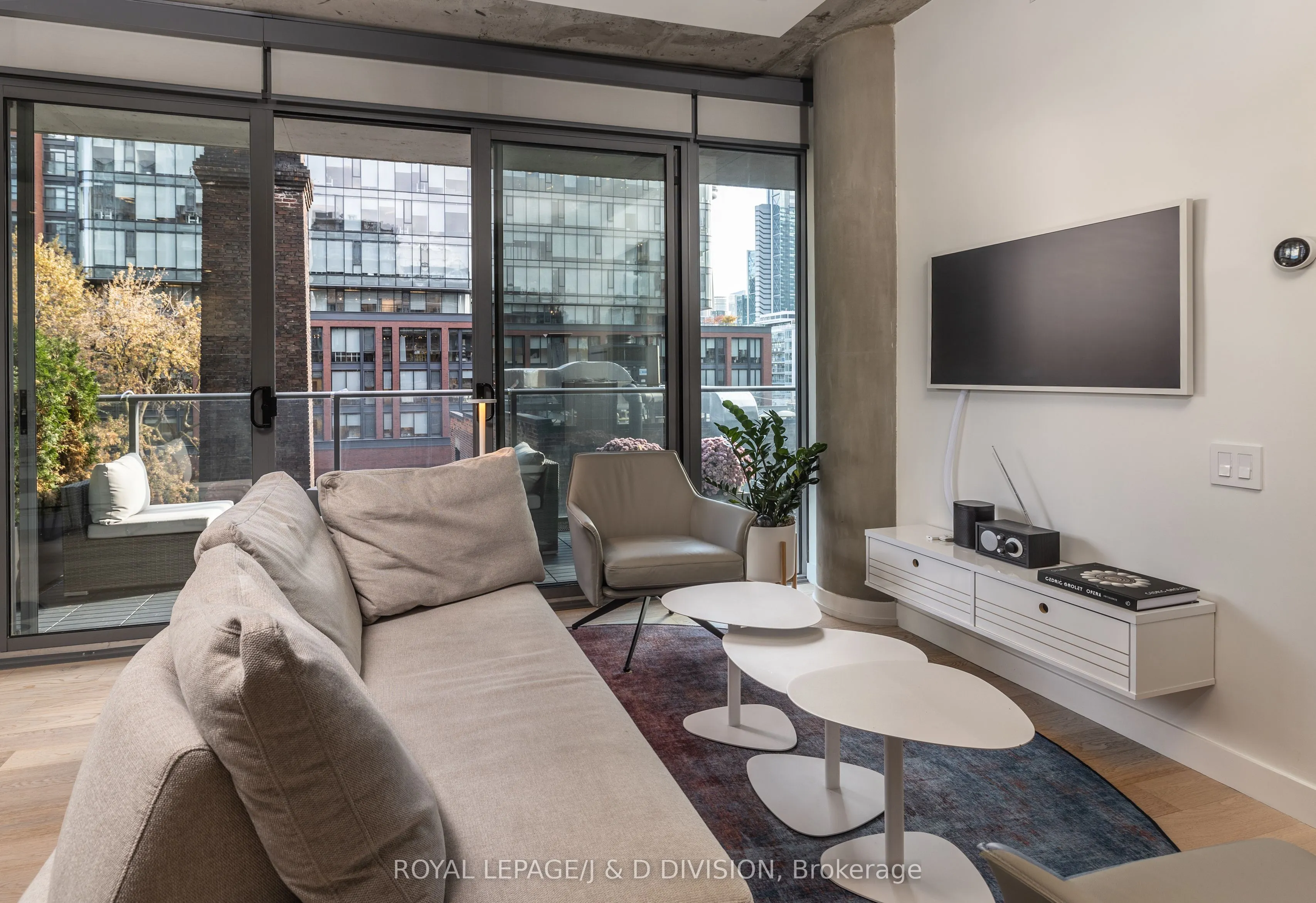 650 King Street W, #506