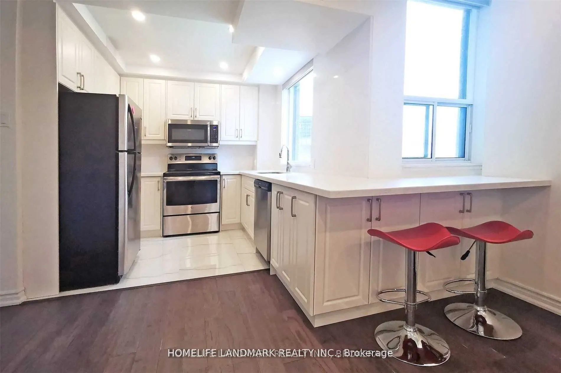 55 Bloor Street E, #1108