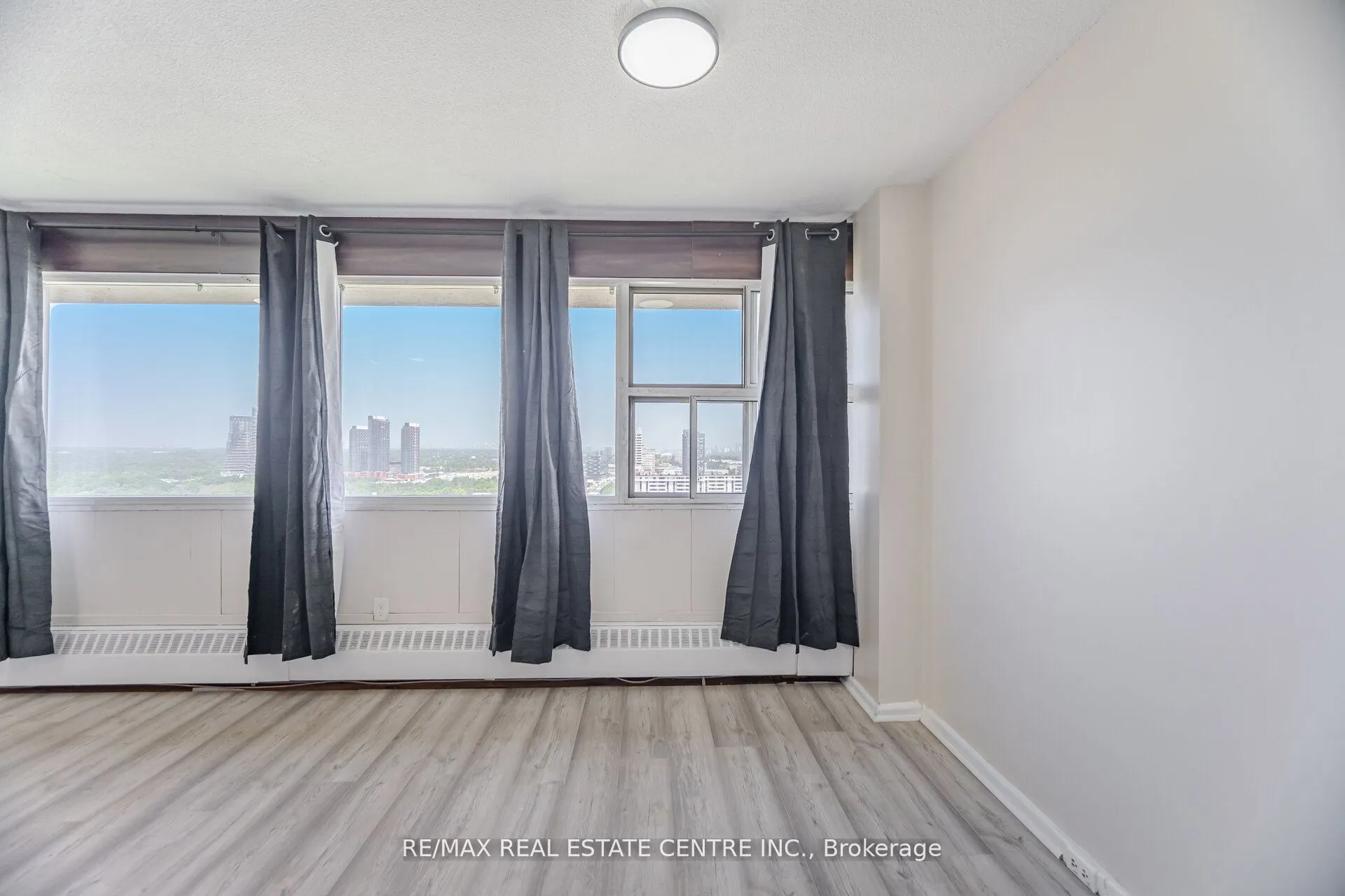 735 Don Mills Road, #2601