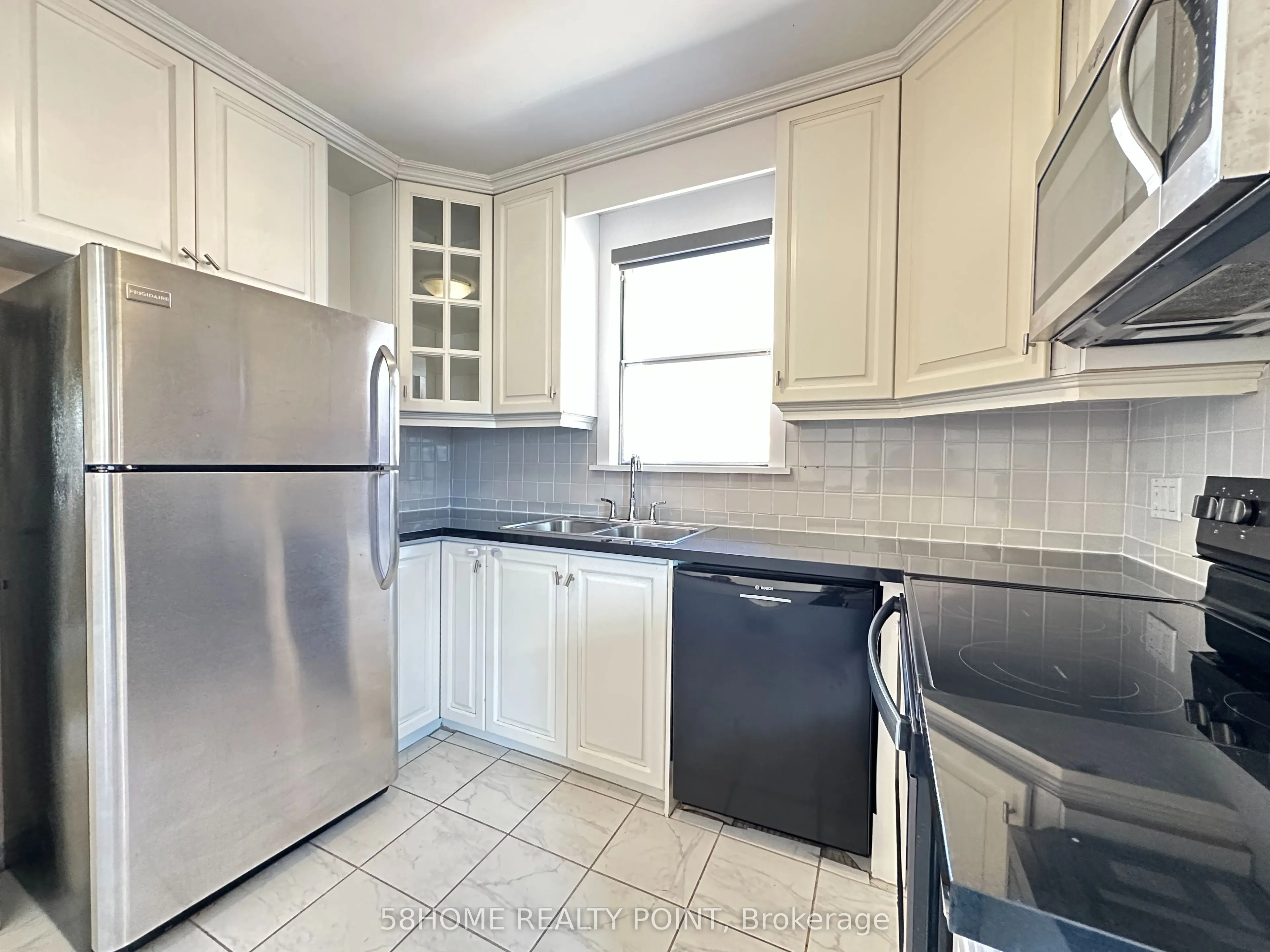 56 Regina Avenue, #Main