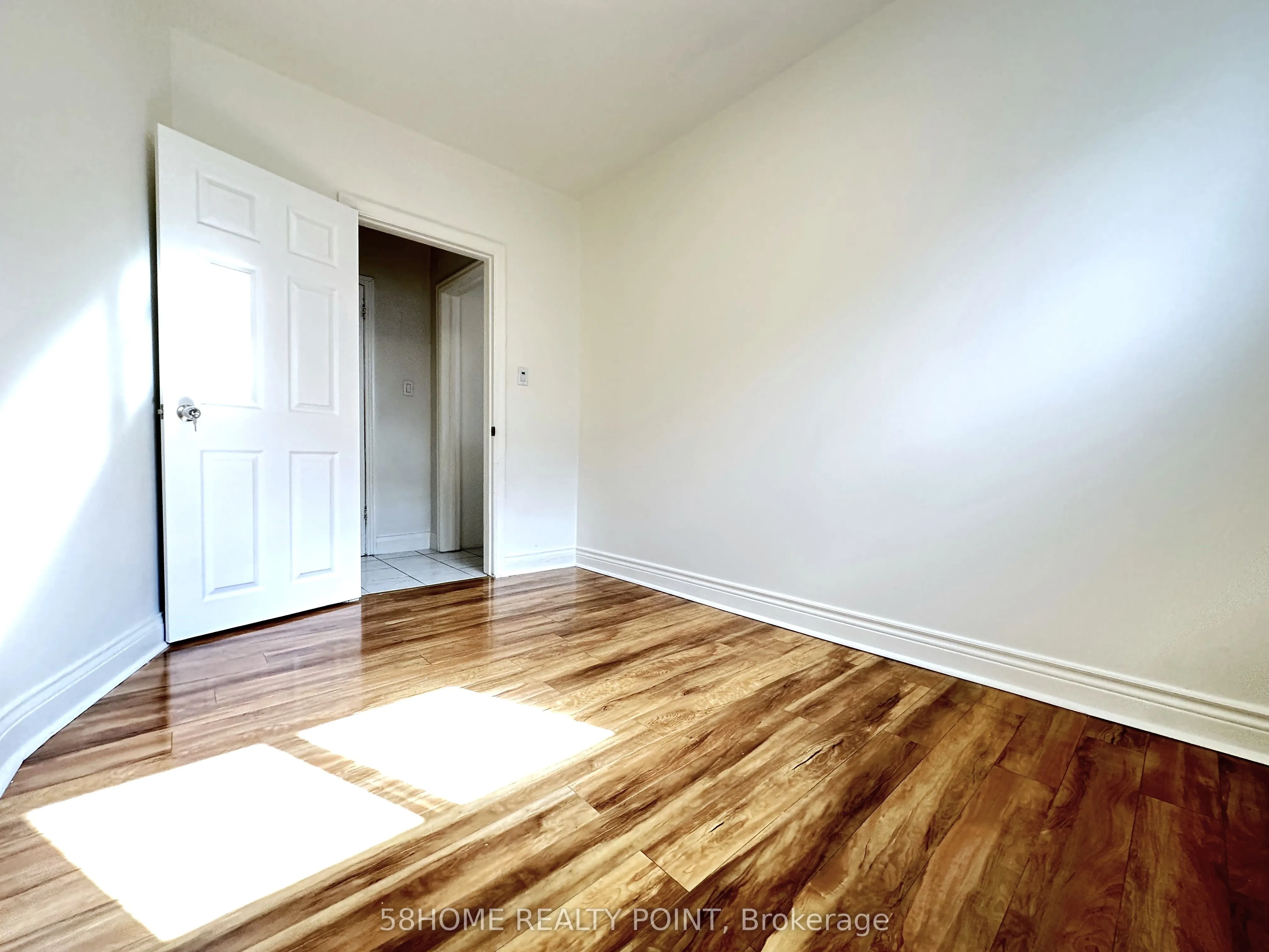 56 Regina Avenue, #Main
