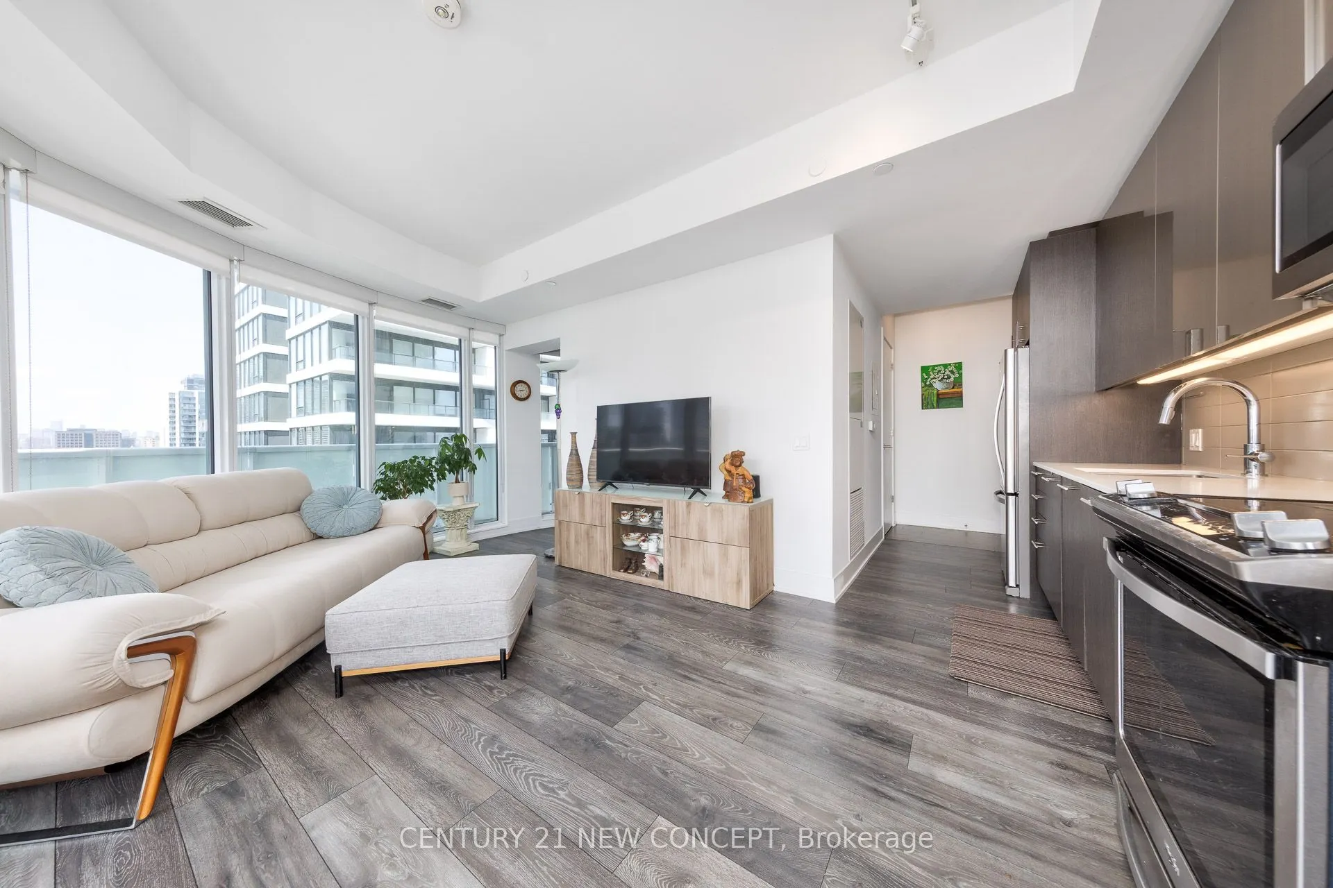 403 Church Street, #2205