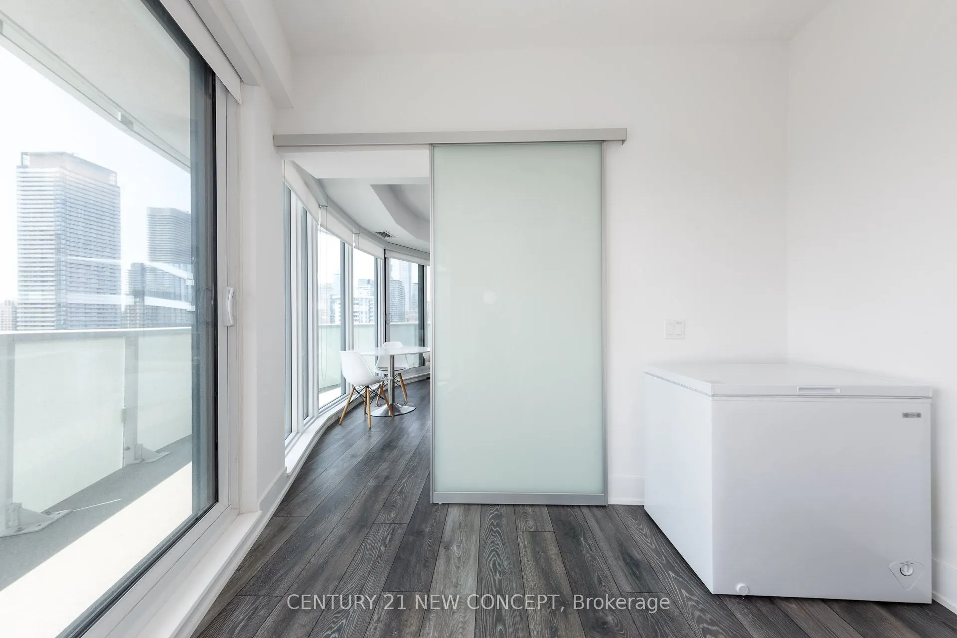 403 Church Street, #2205