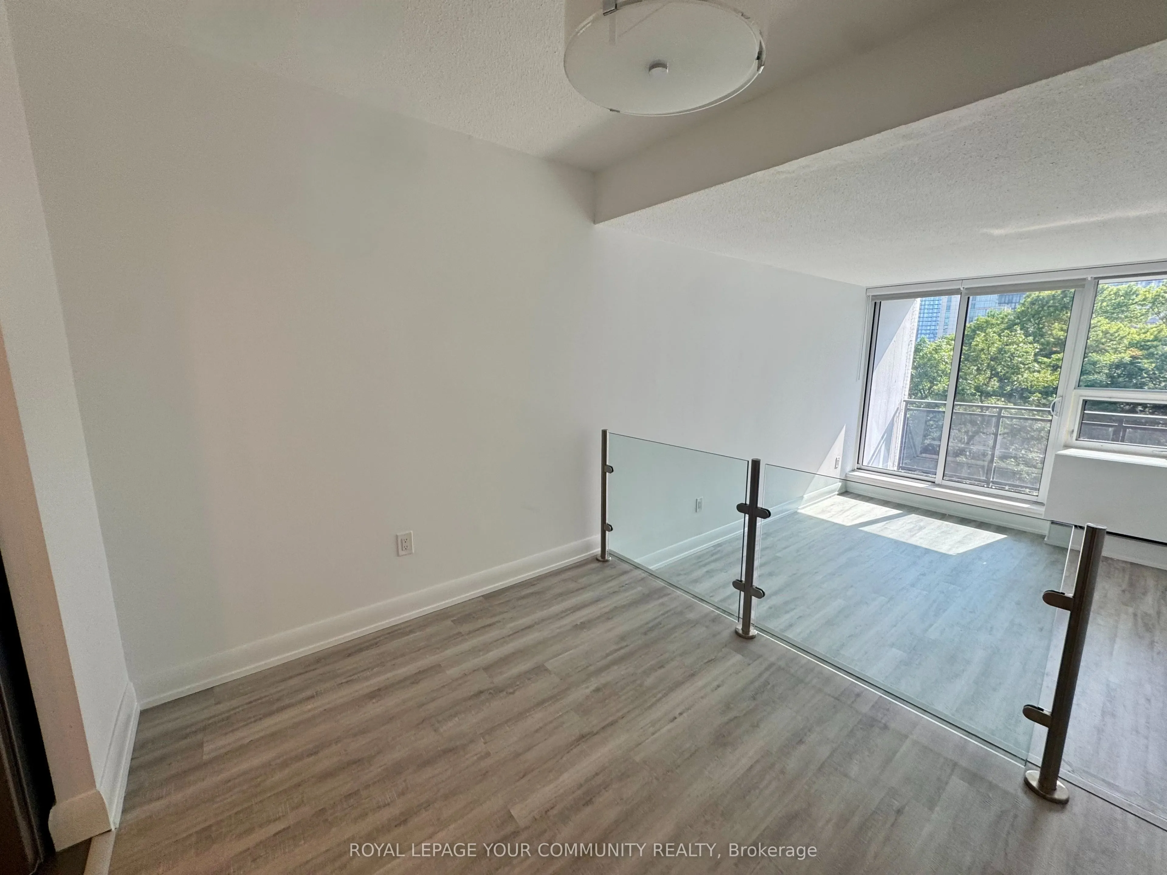 191 Sherbourne Street, #0605