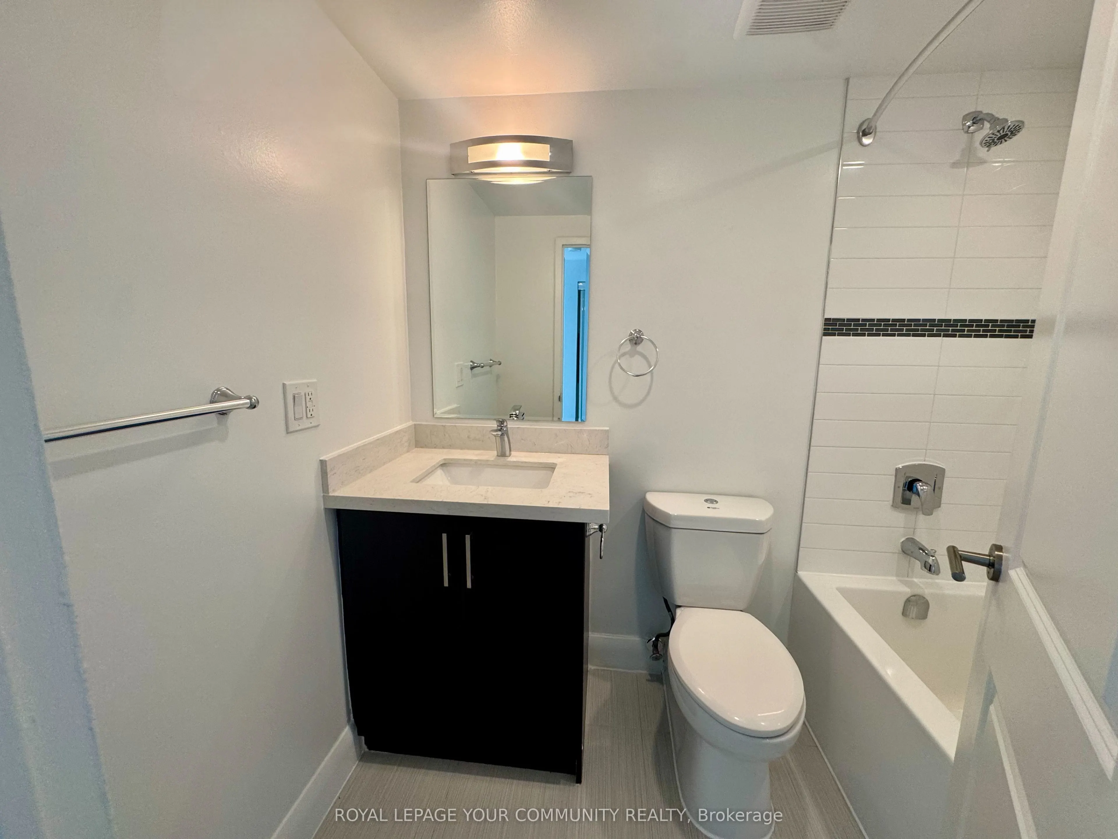 191 Sherbourne Street, #0605