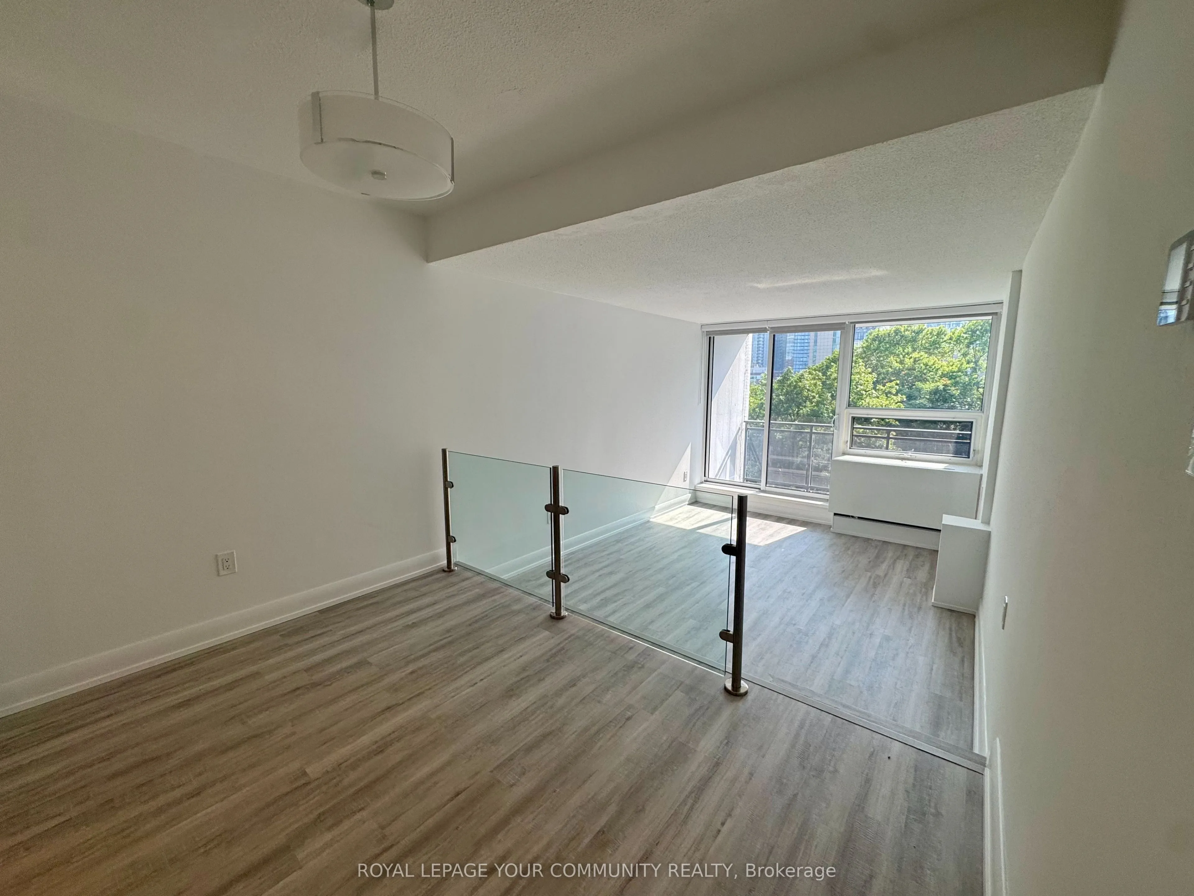 191 Sherbourne Street, #0605
