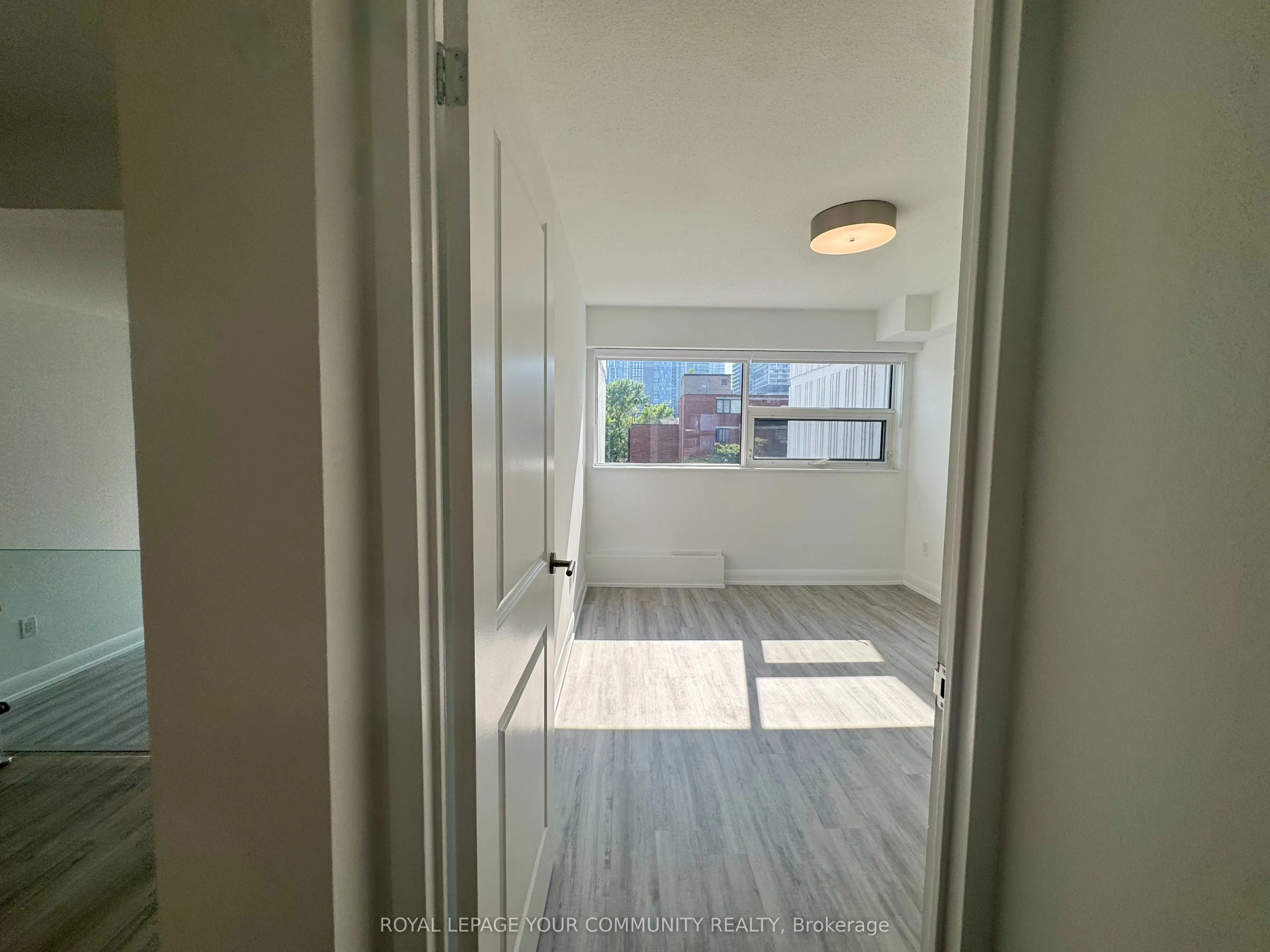 191 Sherbourne Street, #0605