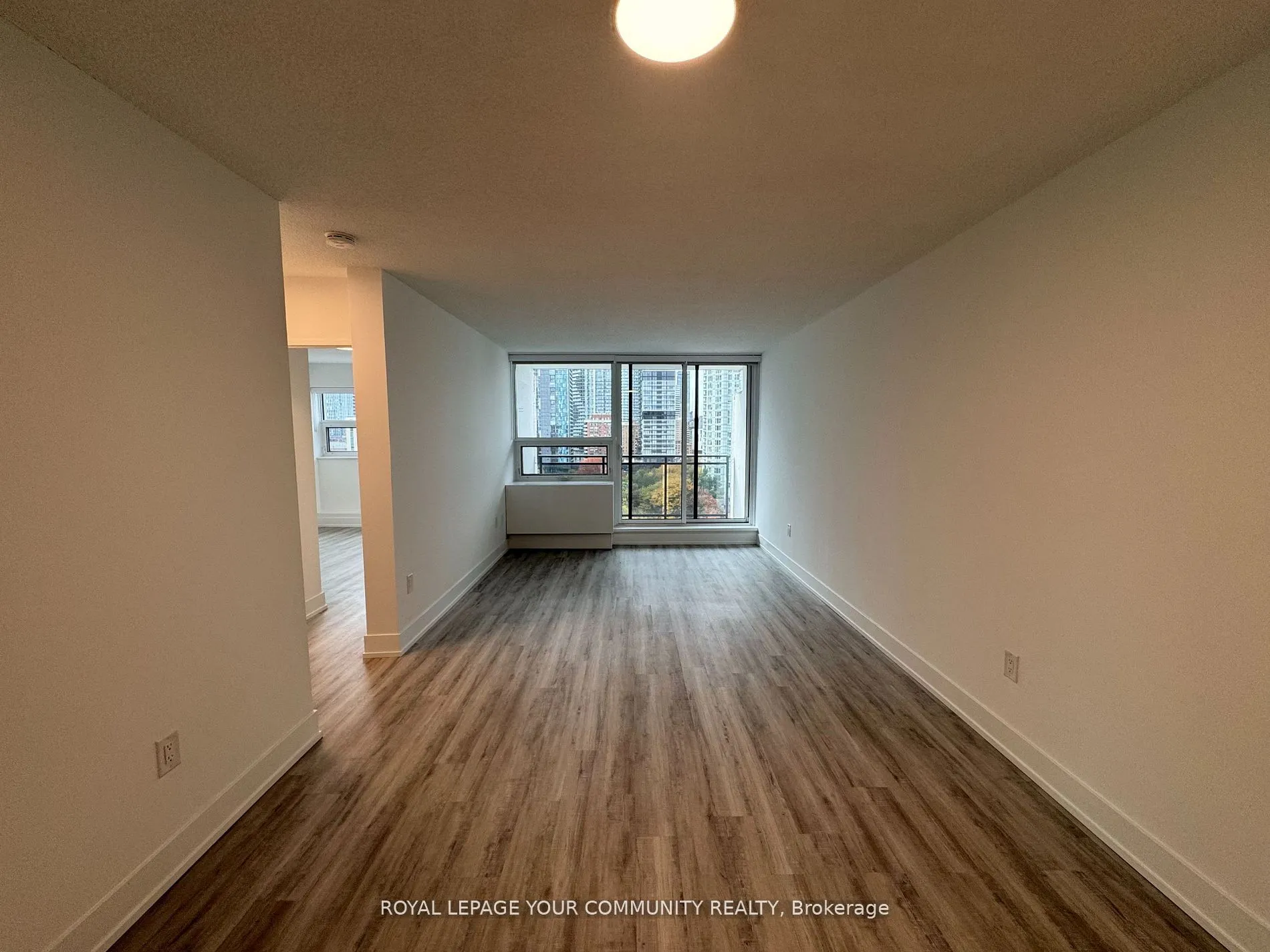 201 Sherbourne Street, #1407