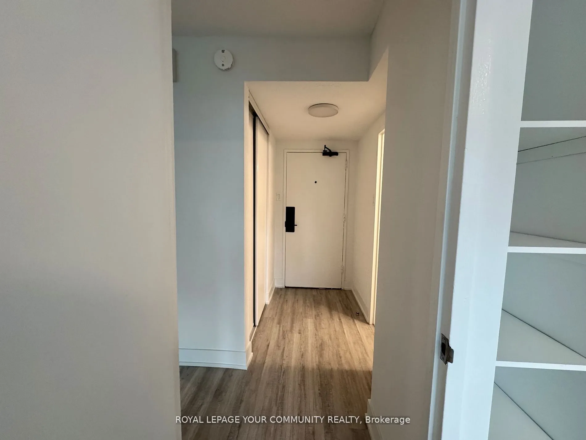 201 Sherbourne Street, #1407