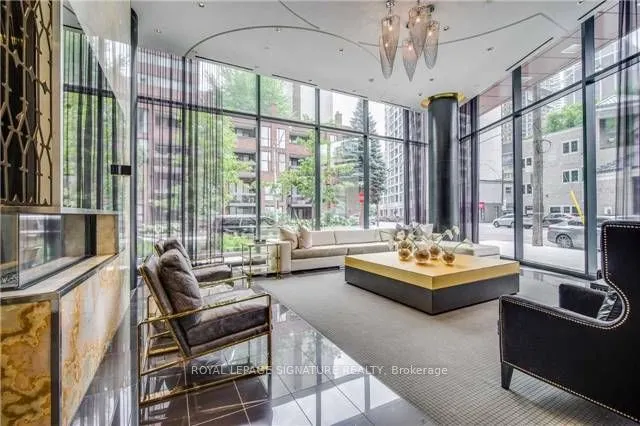 32 Davenport Road, #607