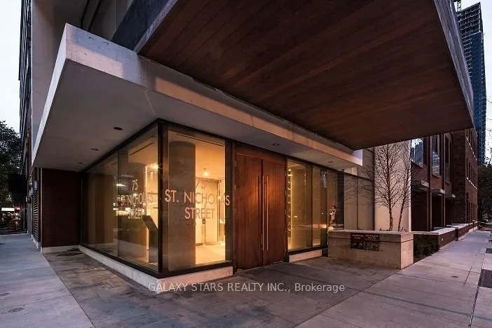 75 St Nicholas Street, #1809