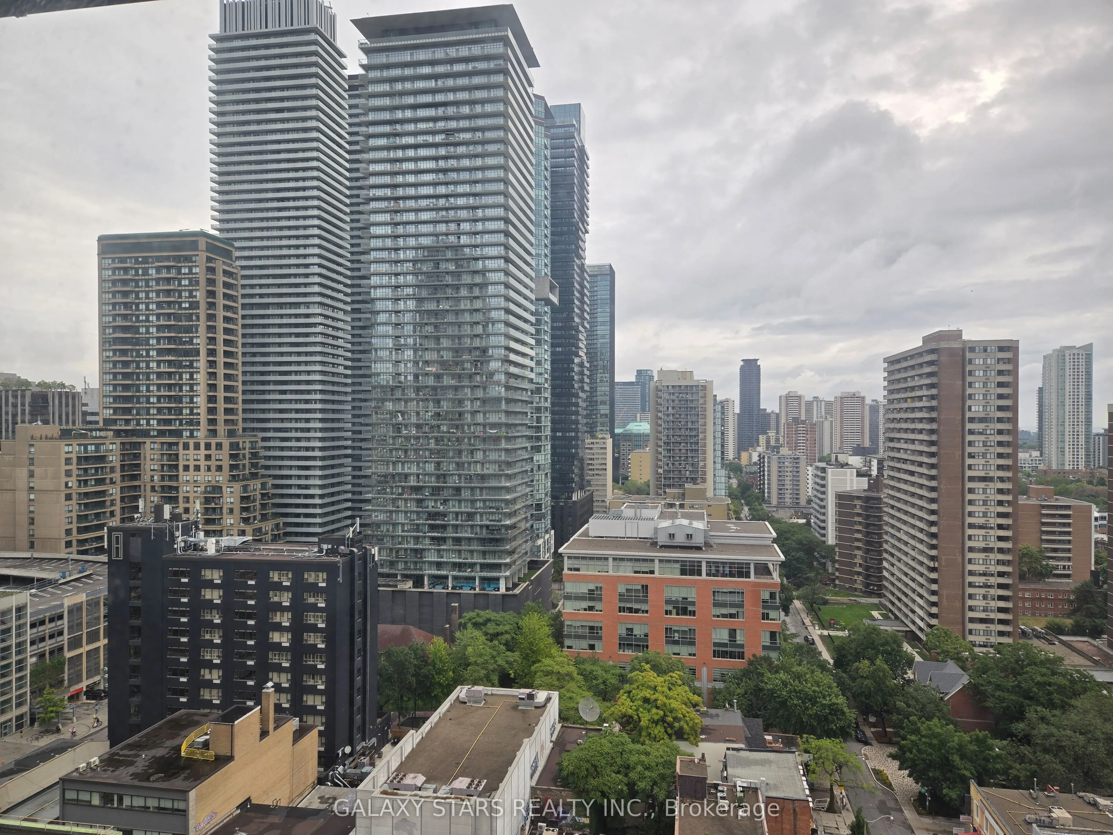 75 St Nicholas Street, #1809