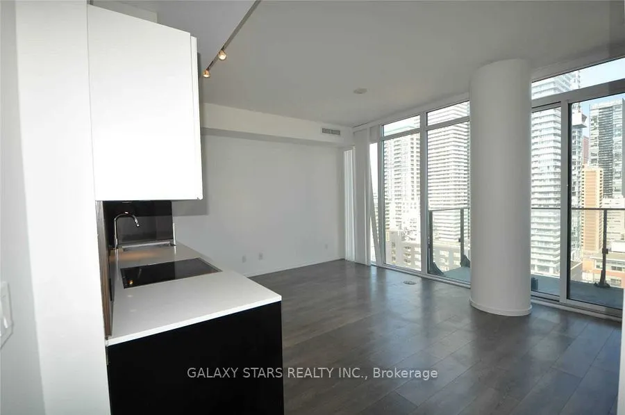 75 St Nicholas Street, #1809