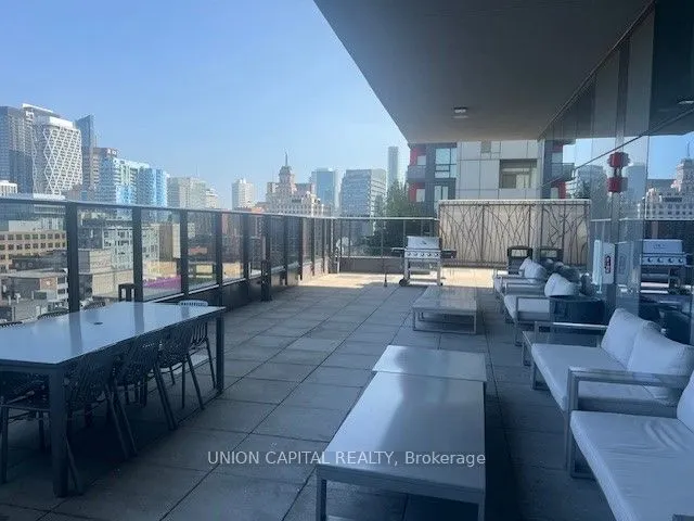 330 Richmond Street W, #1602