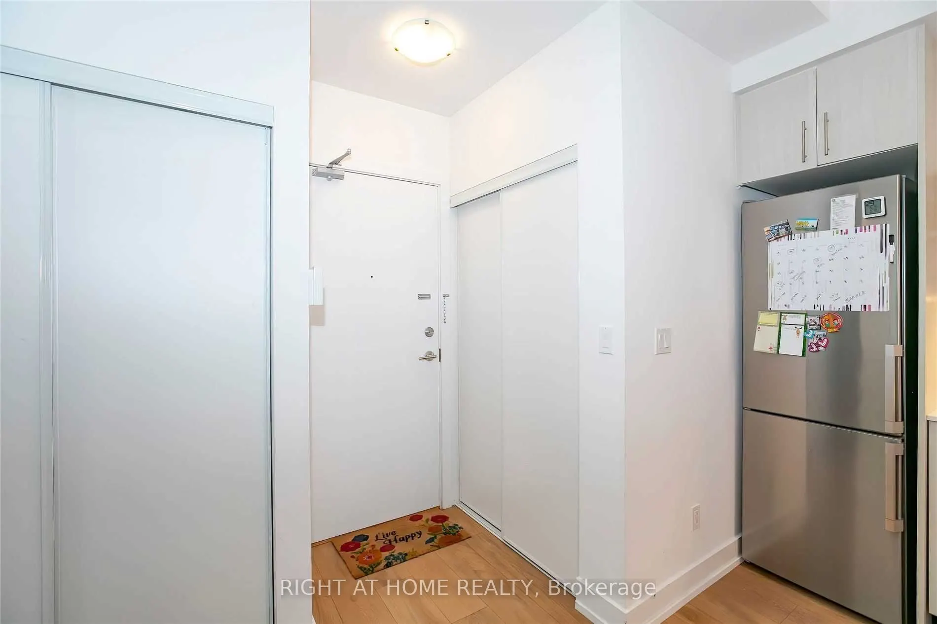 150 Fairview Mall Drive, #411