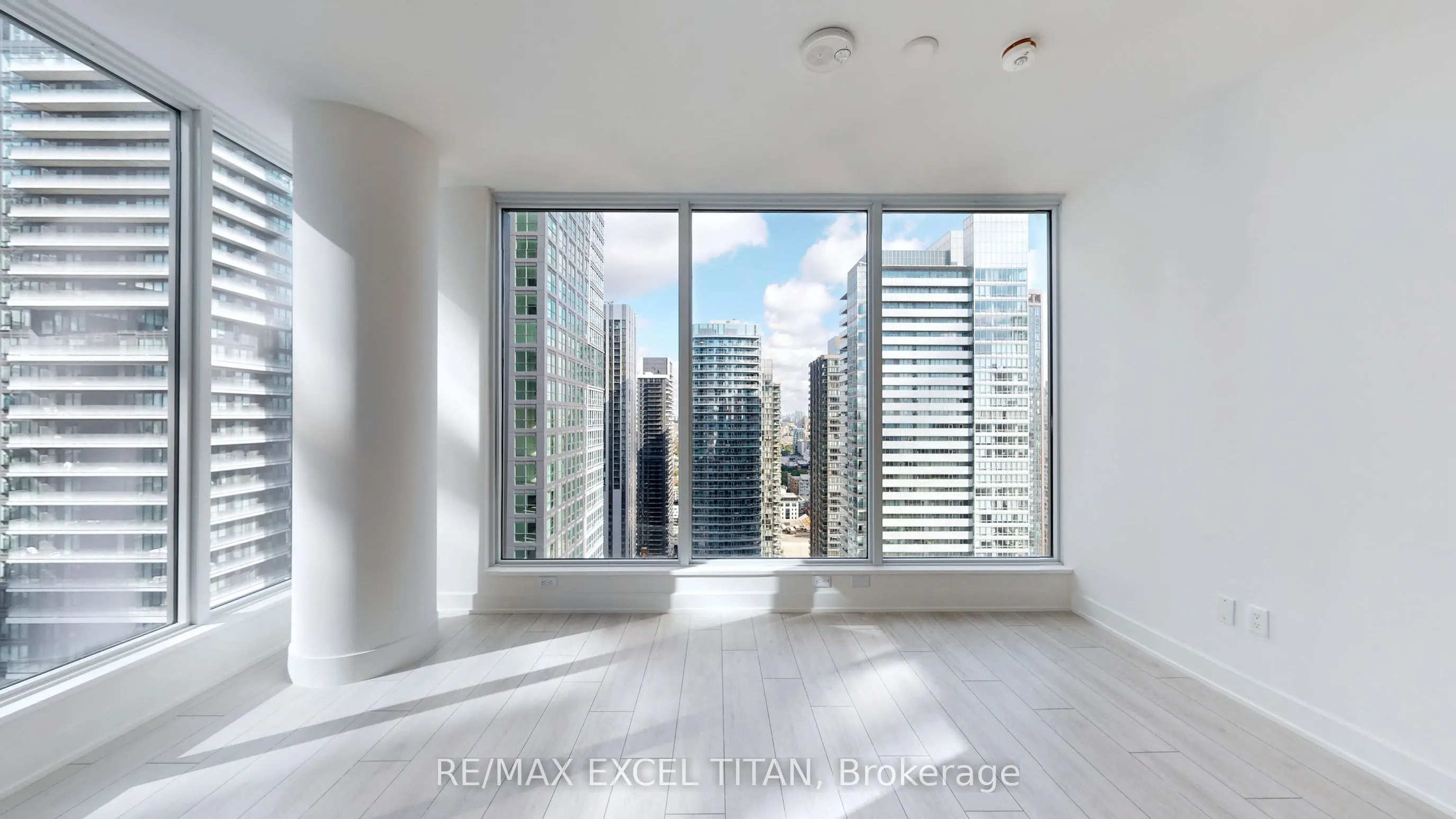 15 Mercer Street, #3304