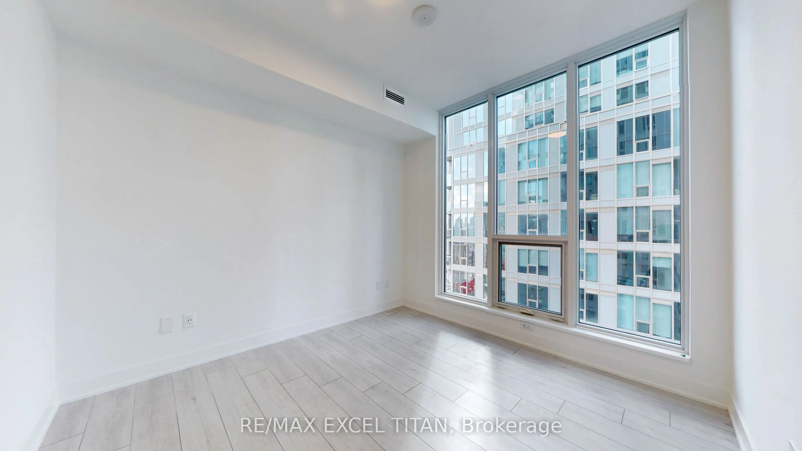 15 Mercer Street, #3304
