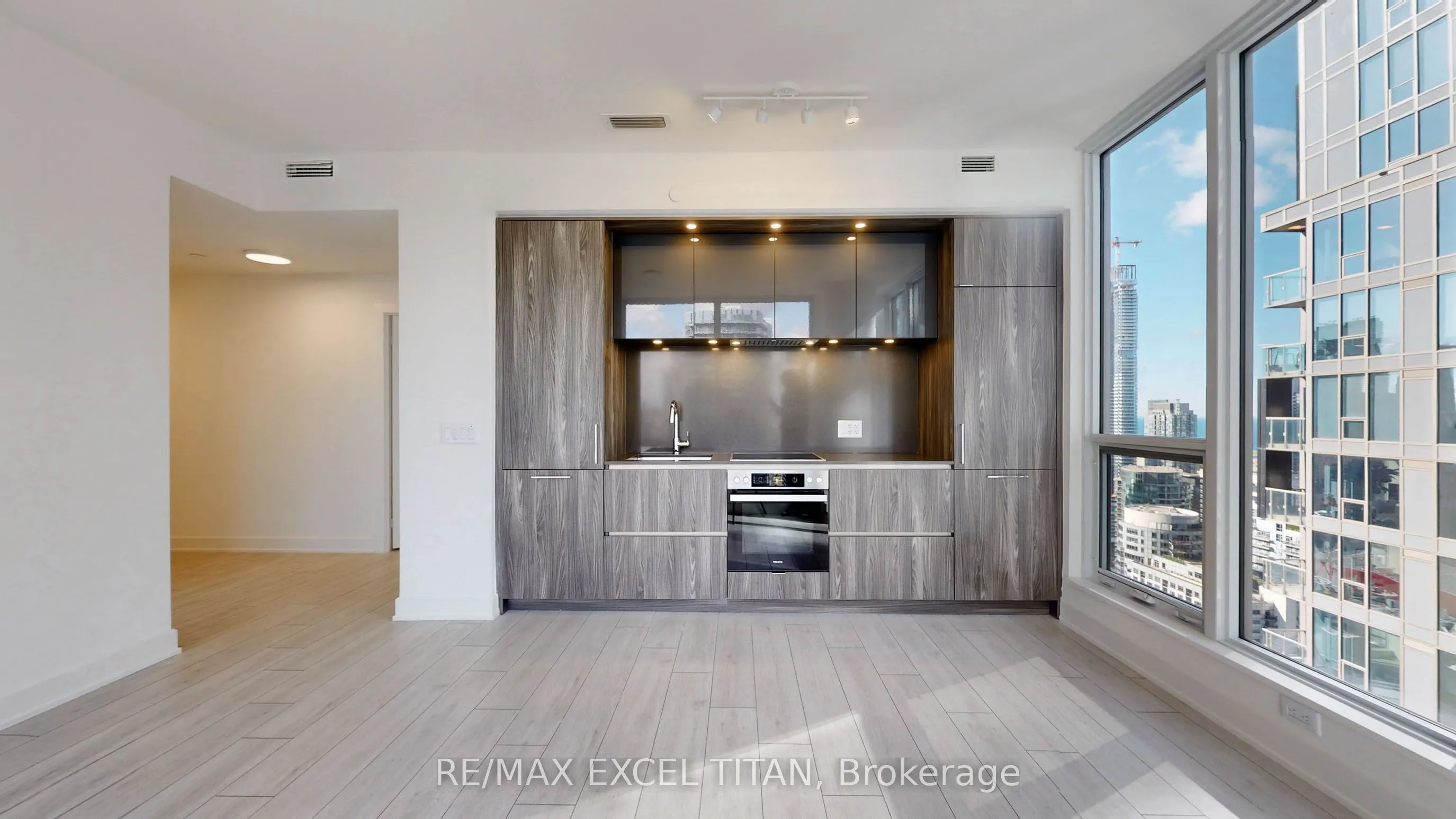 15 Mercer Street, #3304