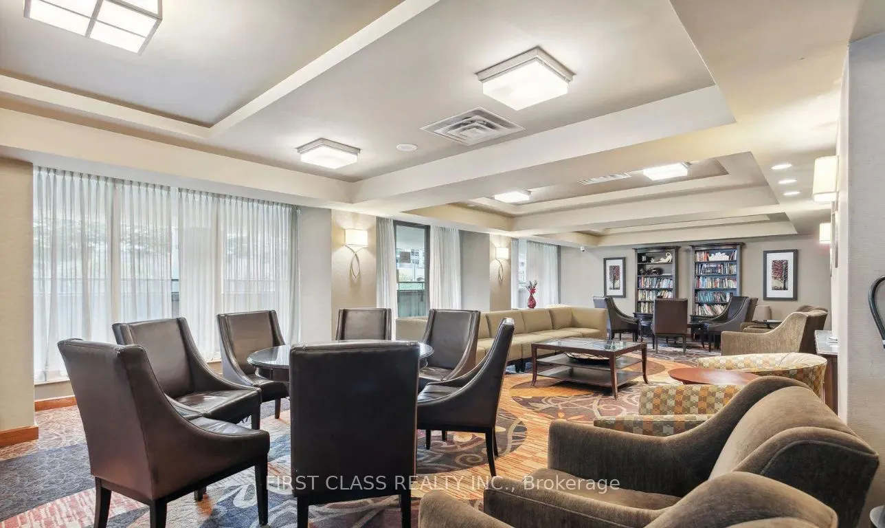 750 Bay Street, #710