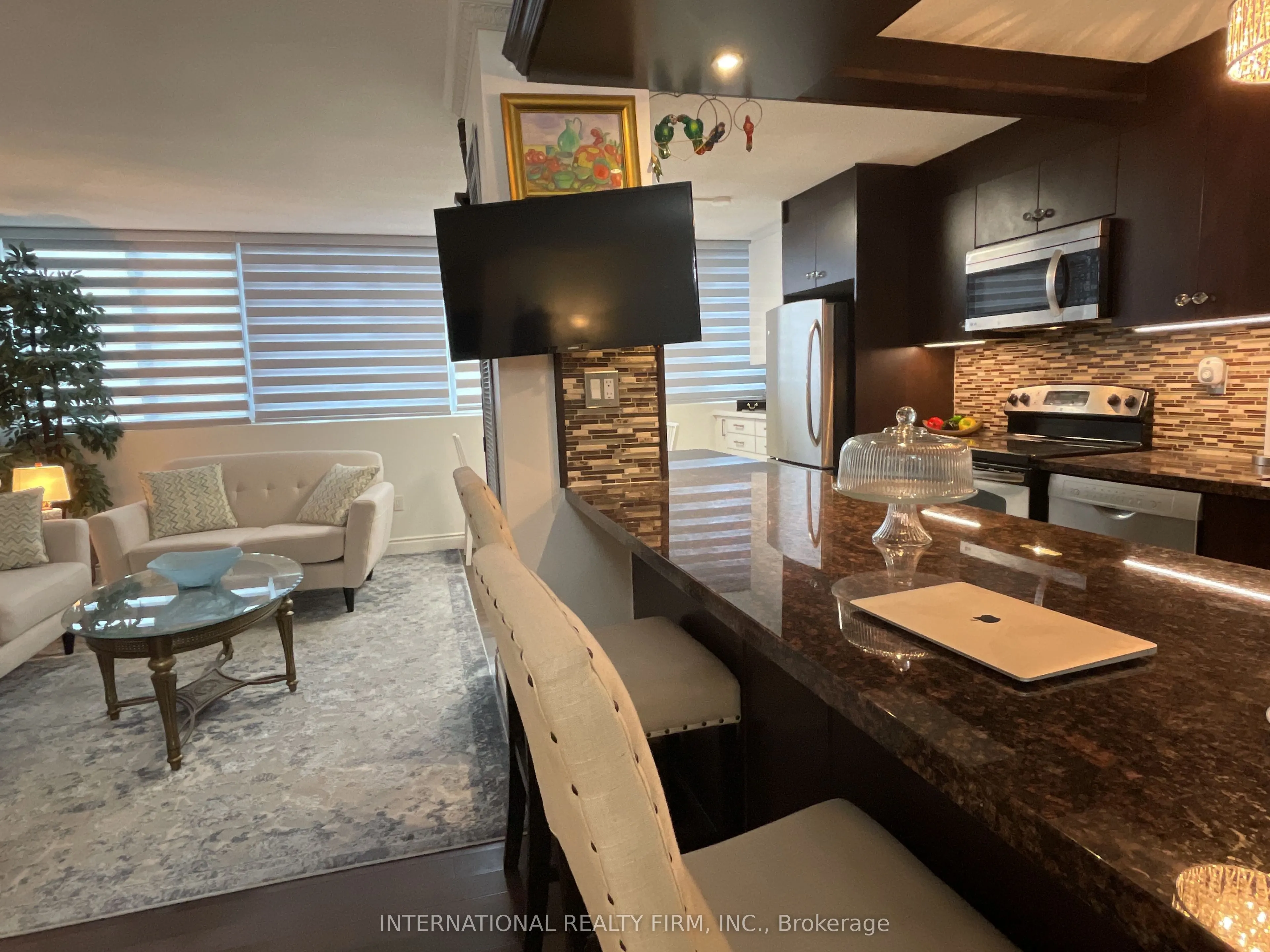 80 Antibes Drive, #1905