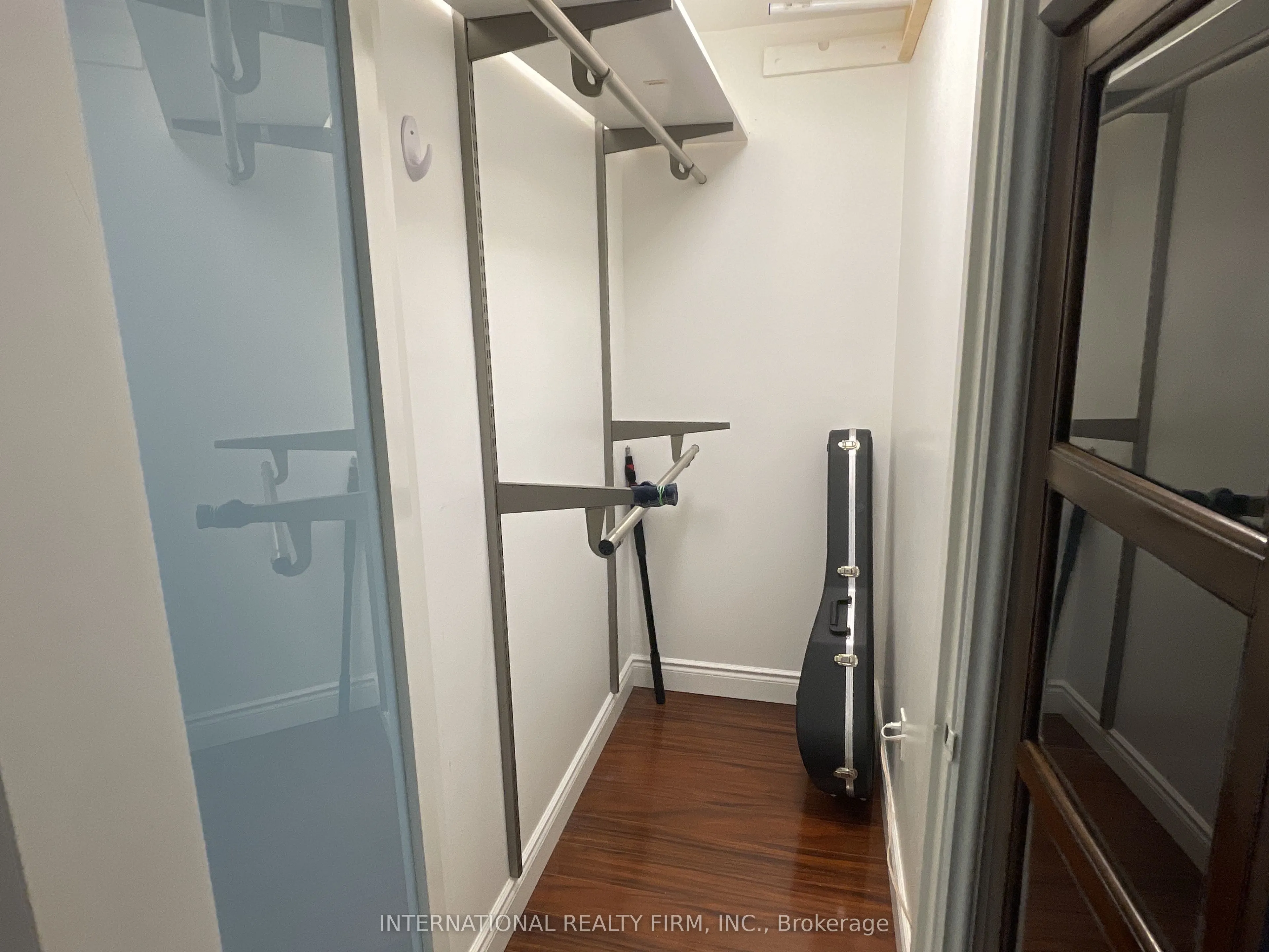 80 Antibes Drive, #1905