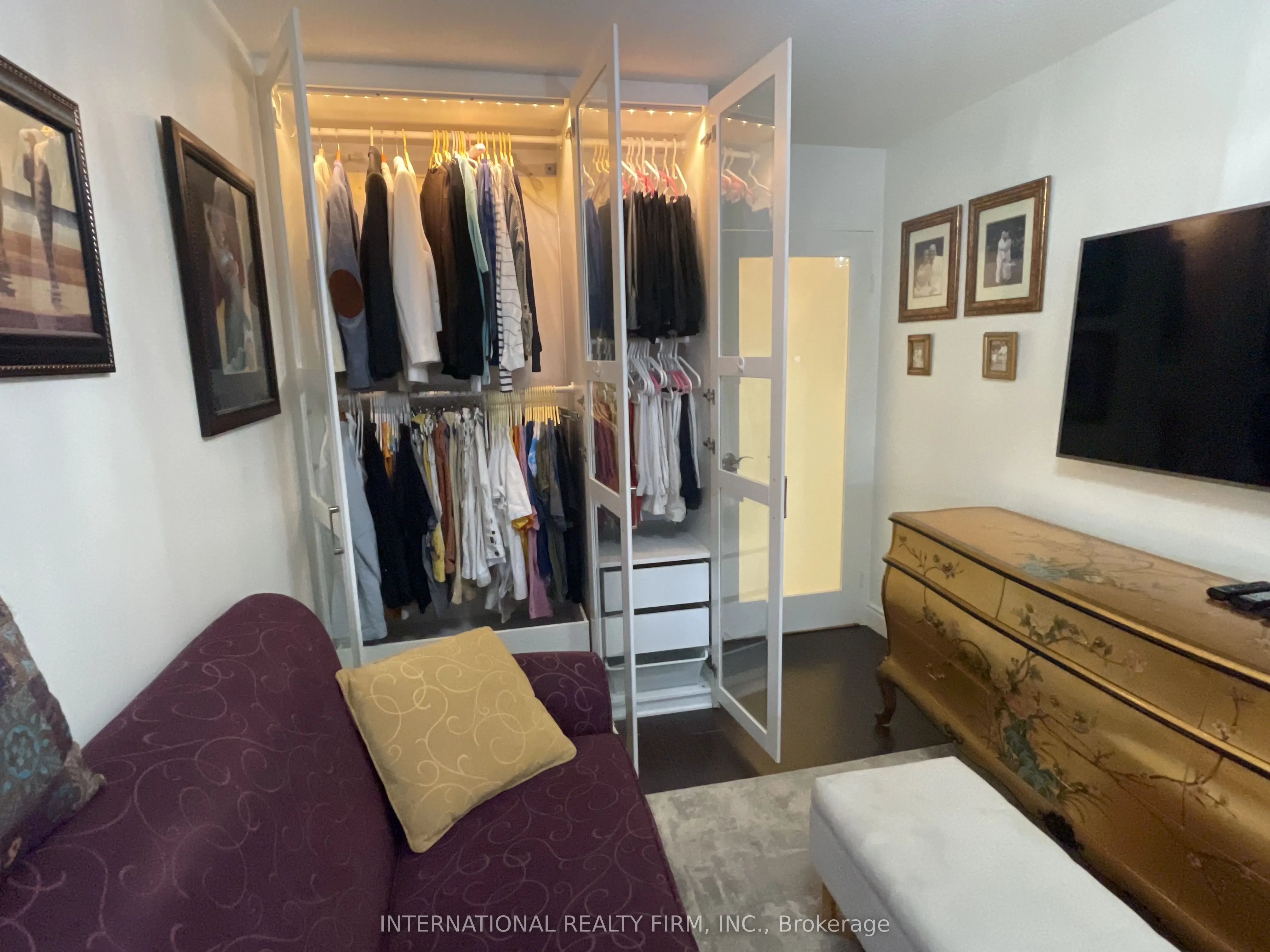 80 Antibes Drive, #1905