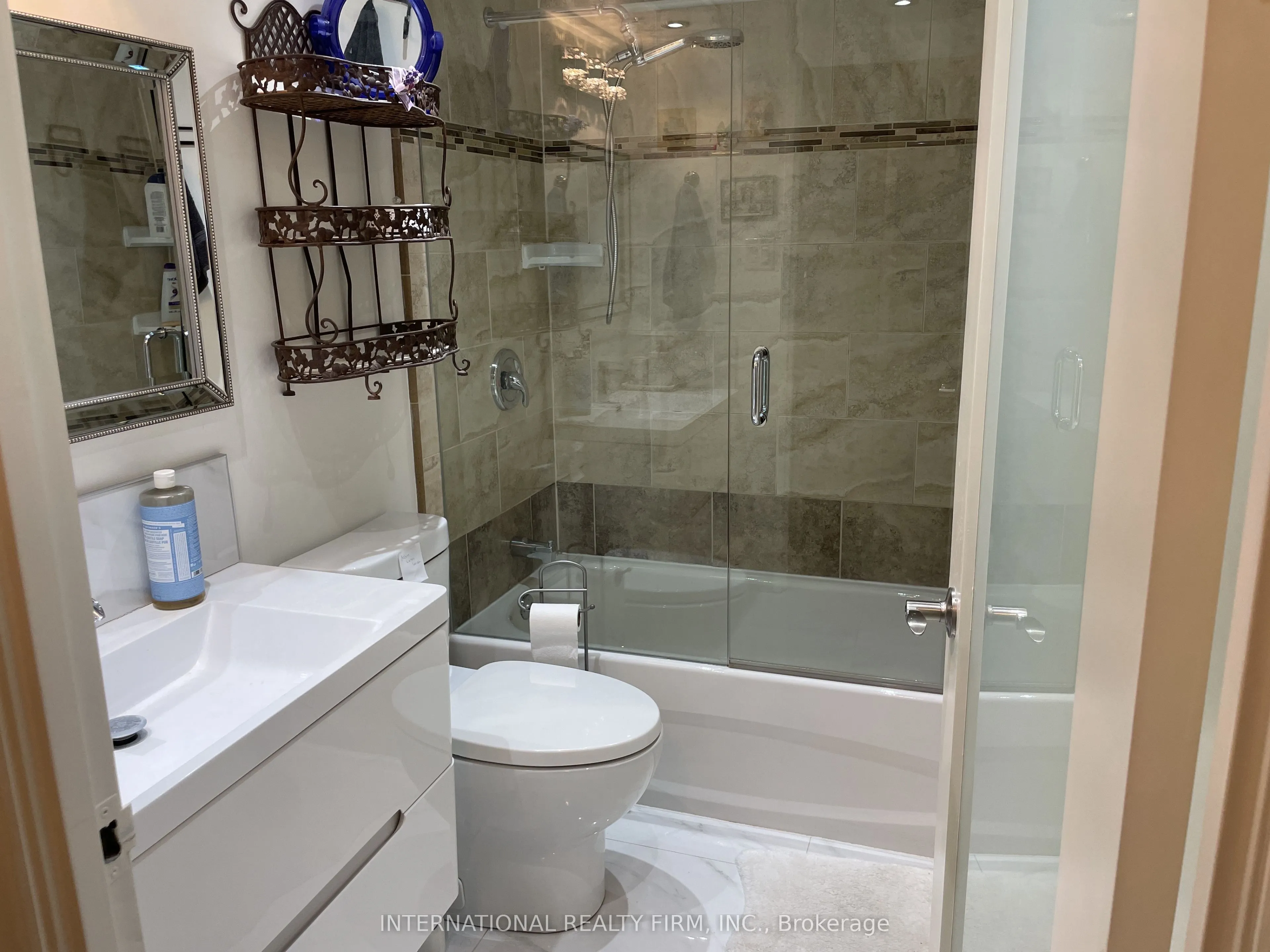80 Antibes Drive, #1905