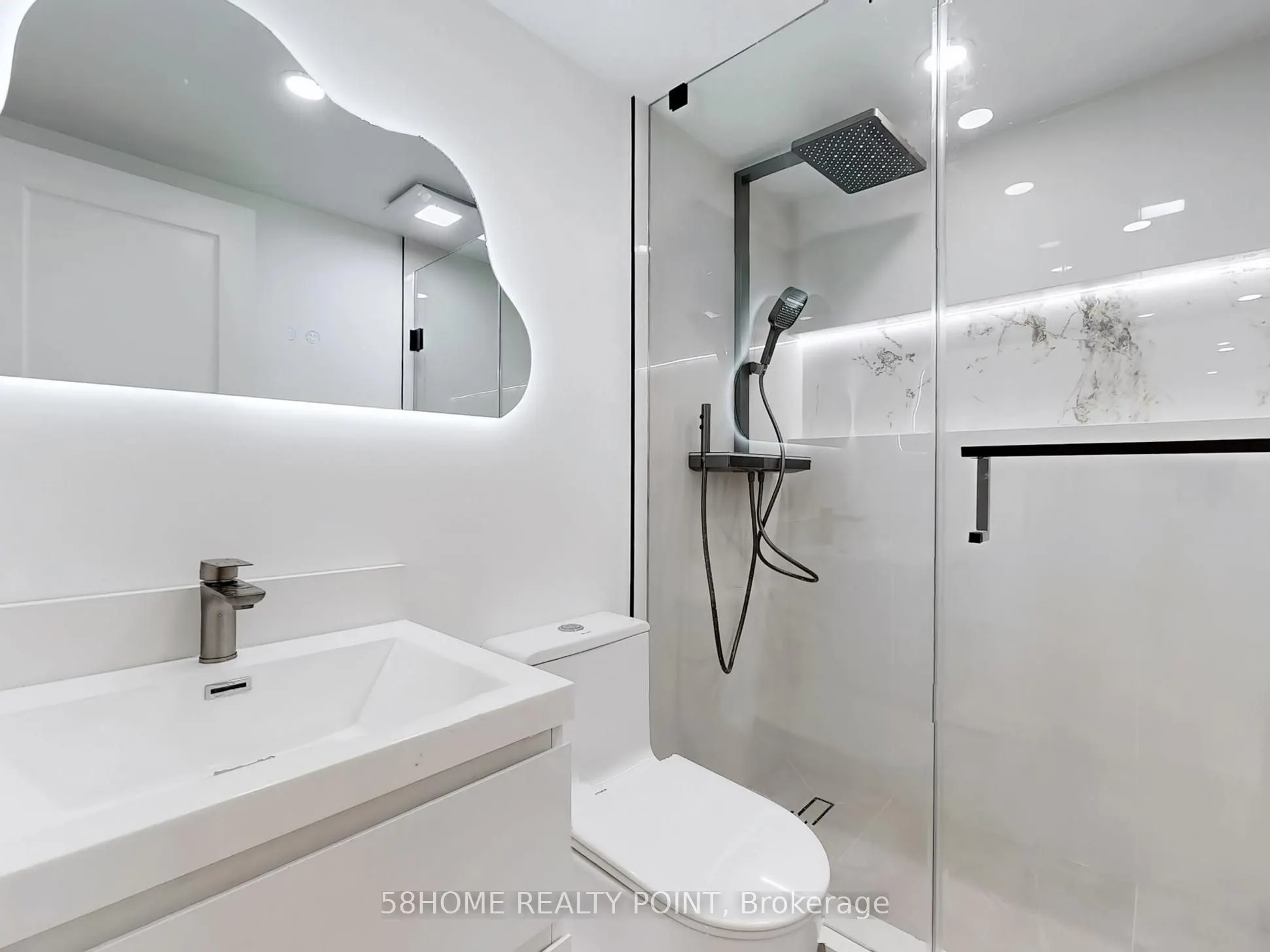 24 Ternhill Crescent, #Lower