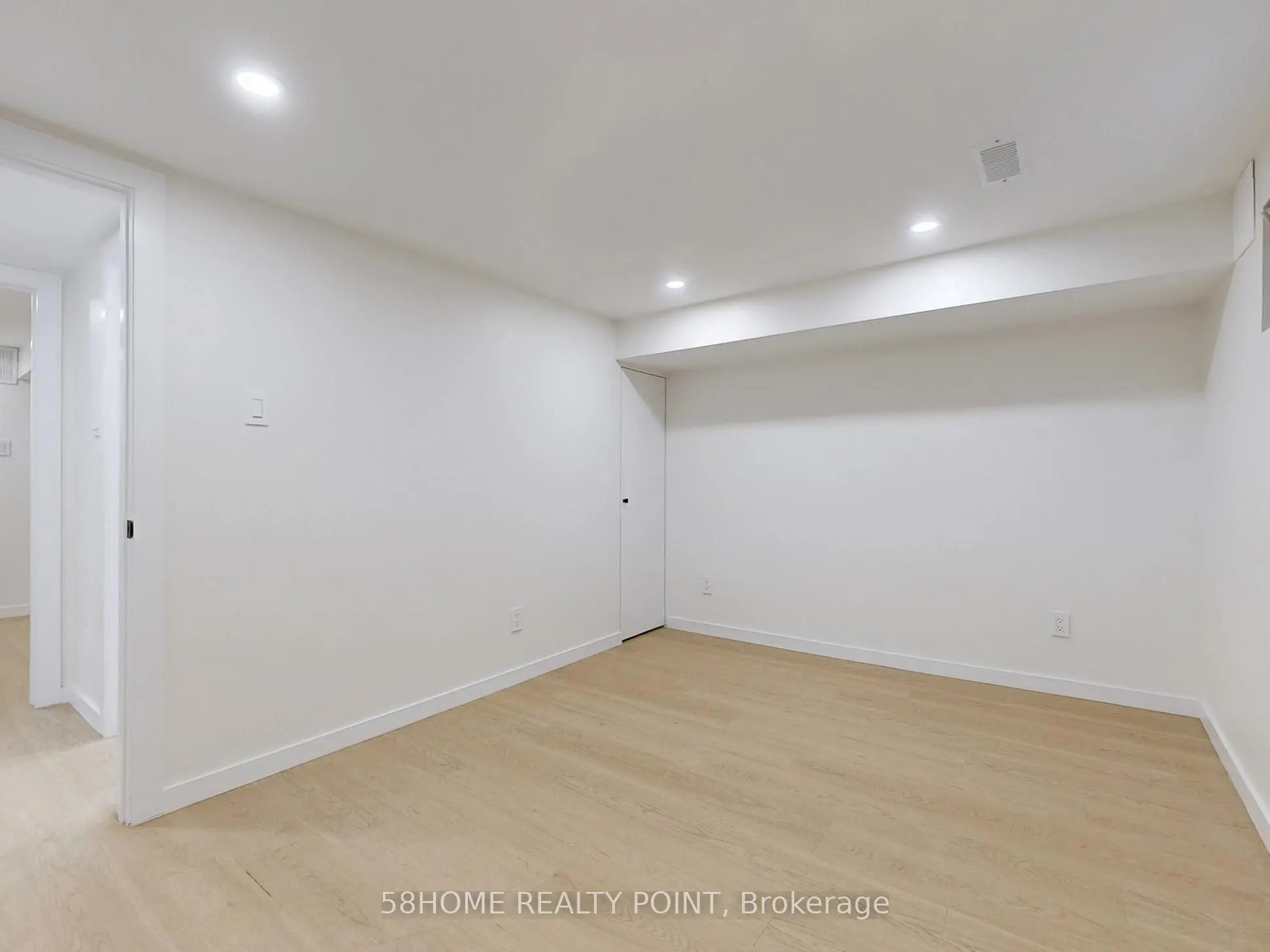 24 Ternhill Crescent, #Lower