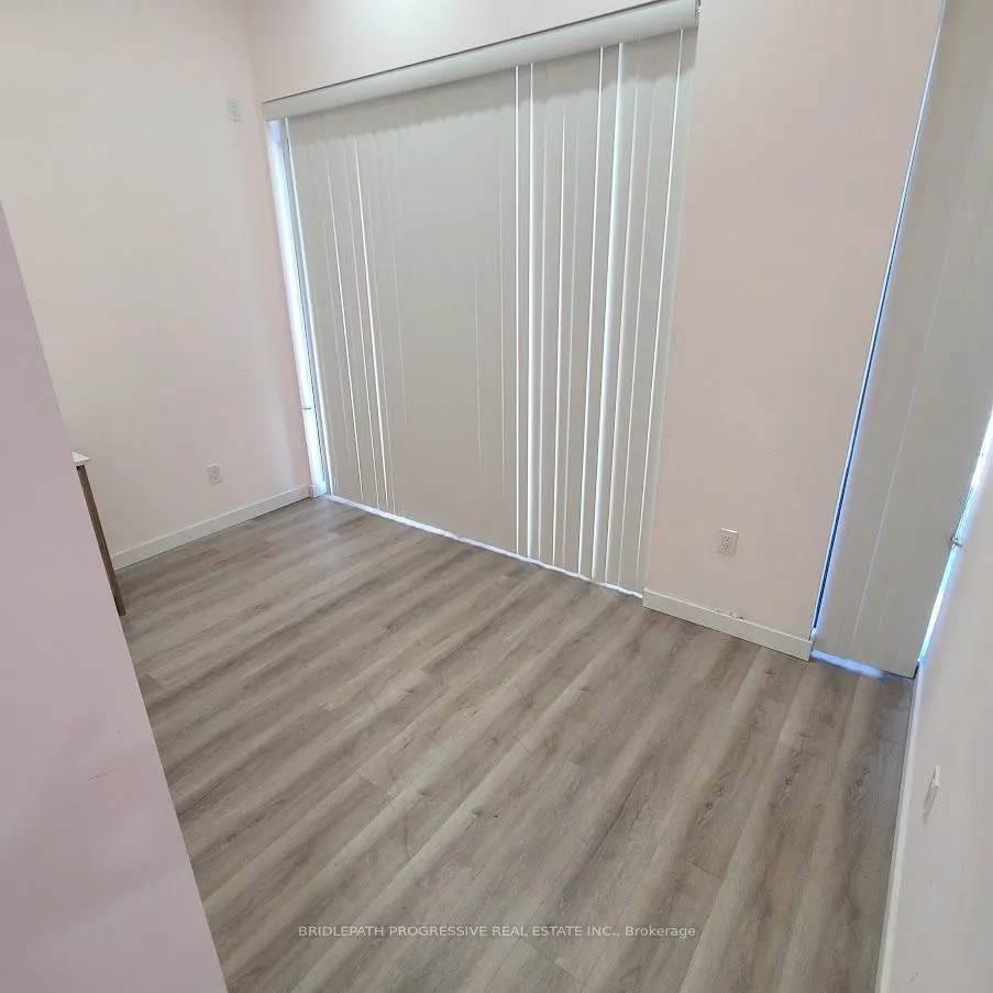 650 Sheppard Avenue E, #6