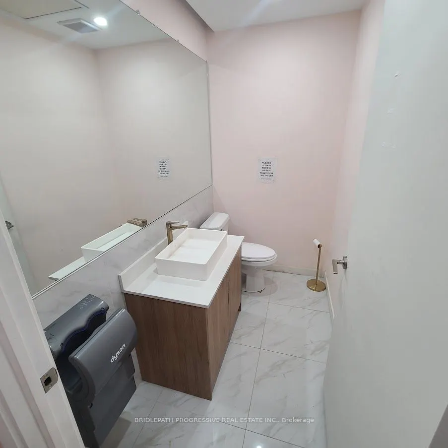 650 Sheppard Avenue E, #6