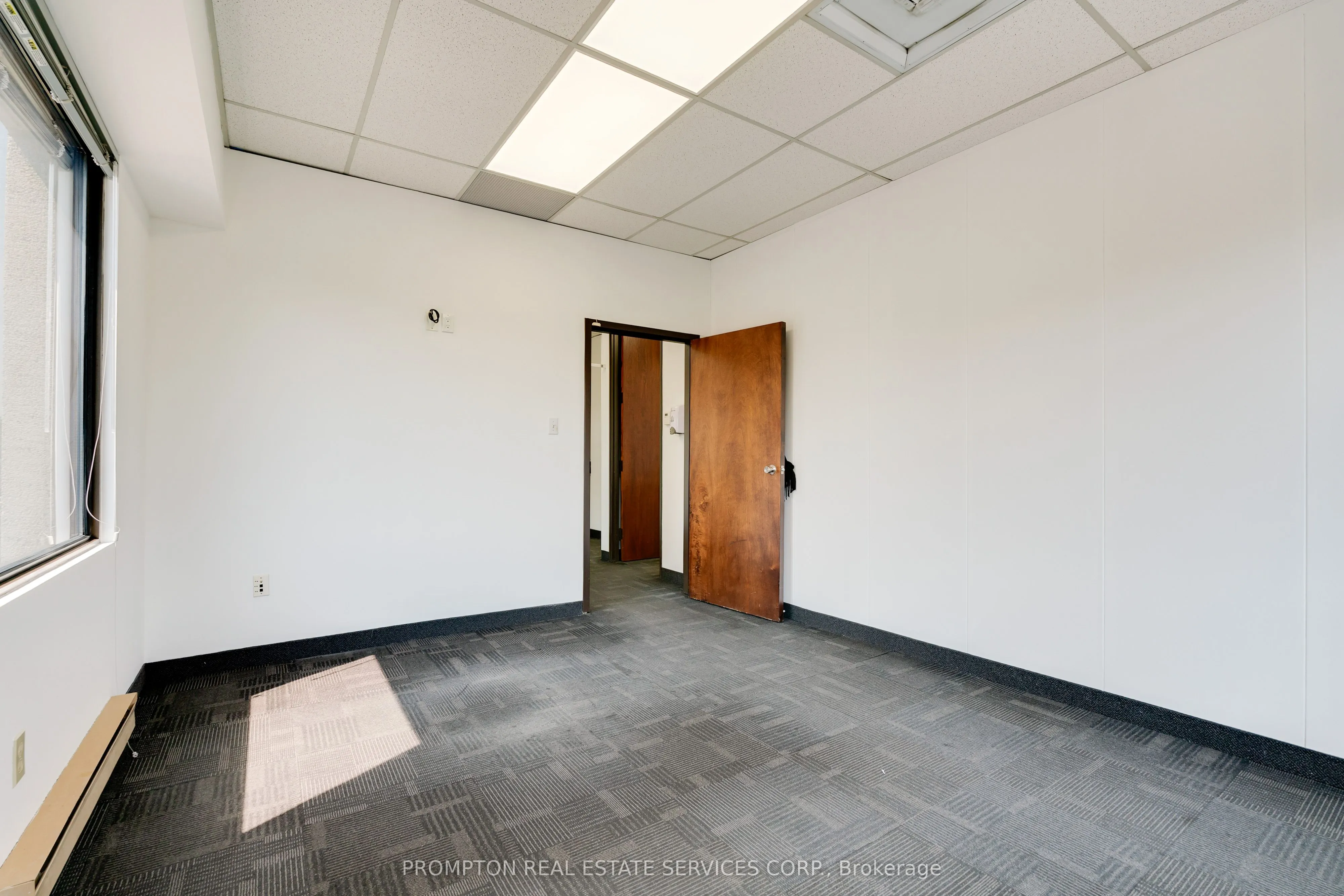 6075 Yonge Street, #3rd Floor
