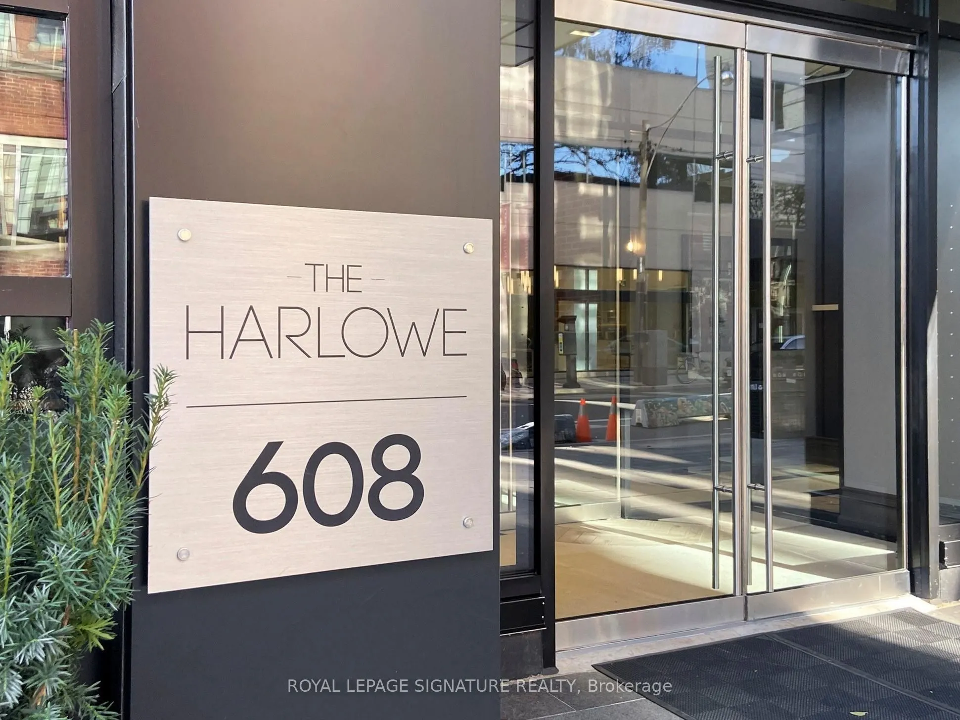 608 Richmond Street W, #1105