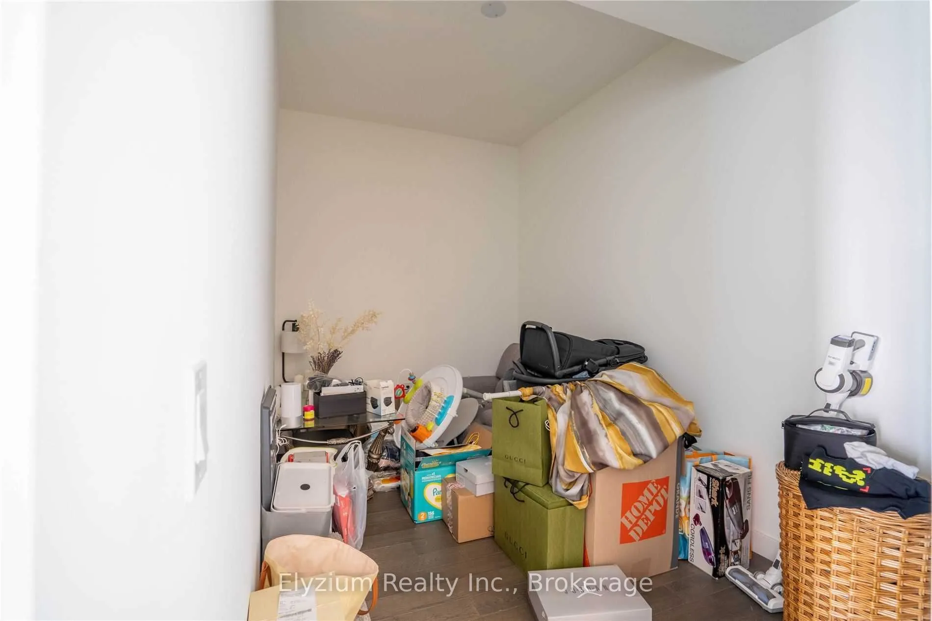 2A Church Street, #806