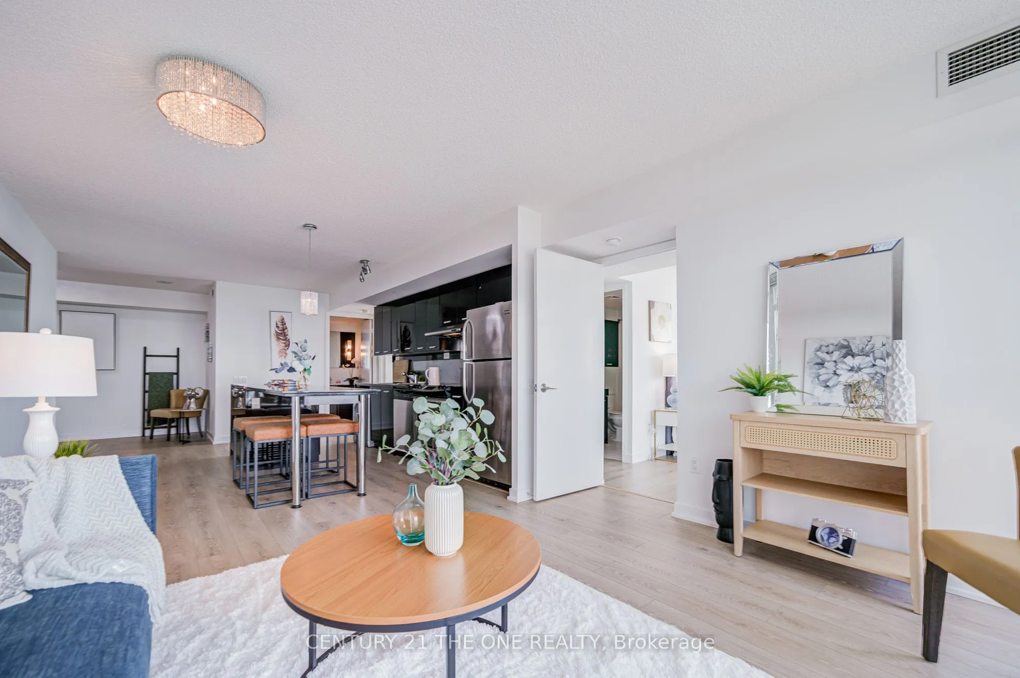 29 Singer Court, #1011