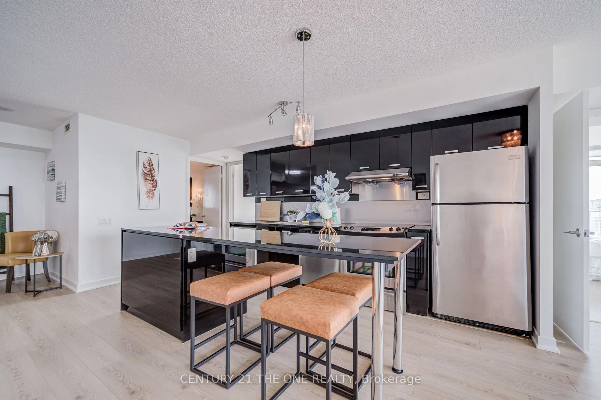 29 Singer Court, #1011