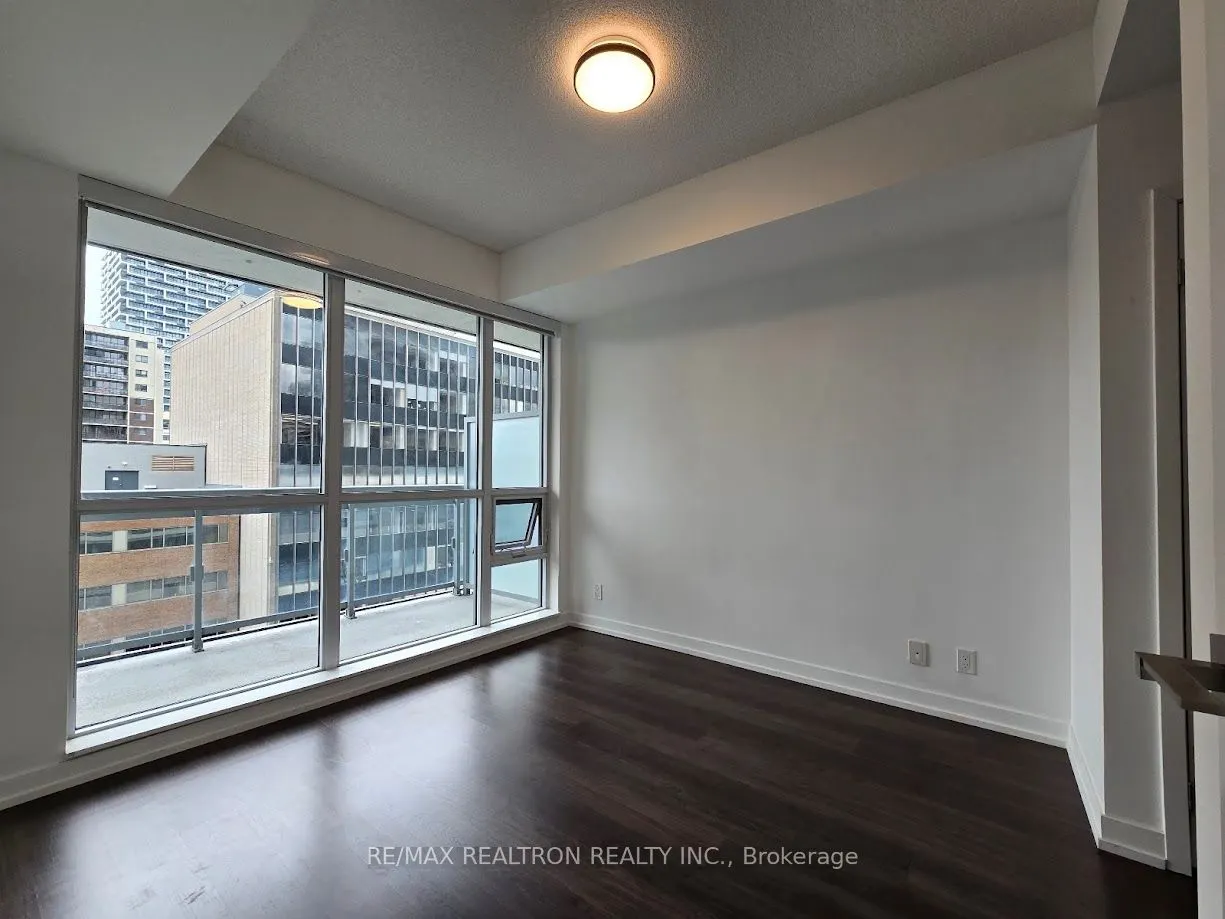 89 Dunfield Avenue, #803