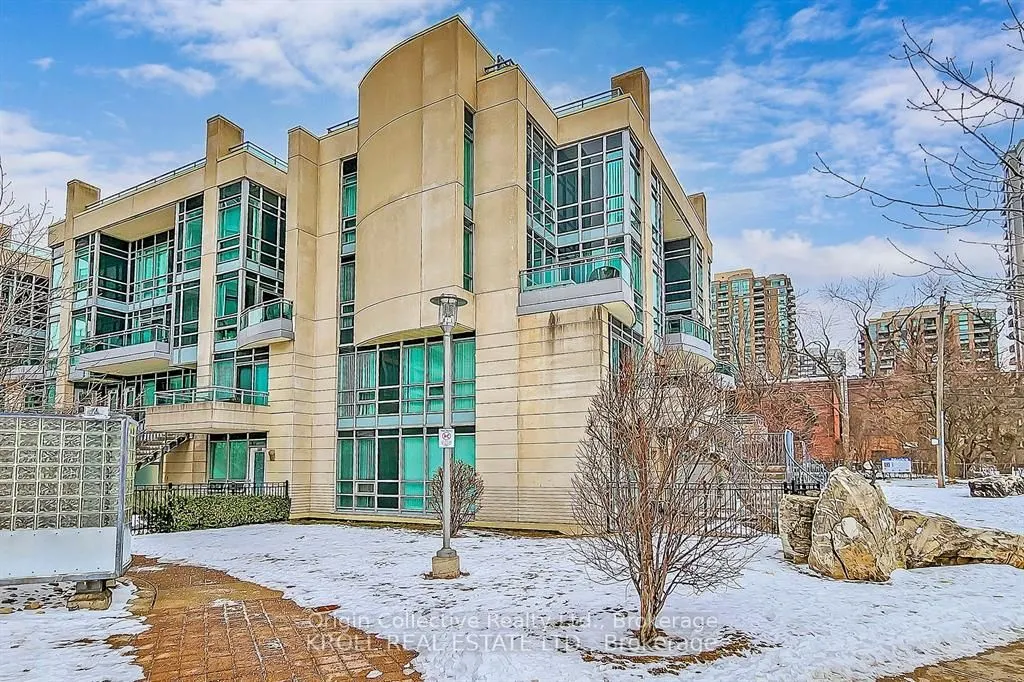 31 Olive Avenue, #220