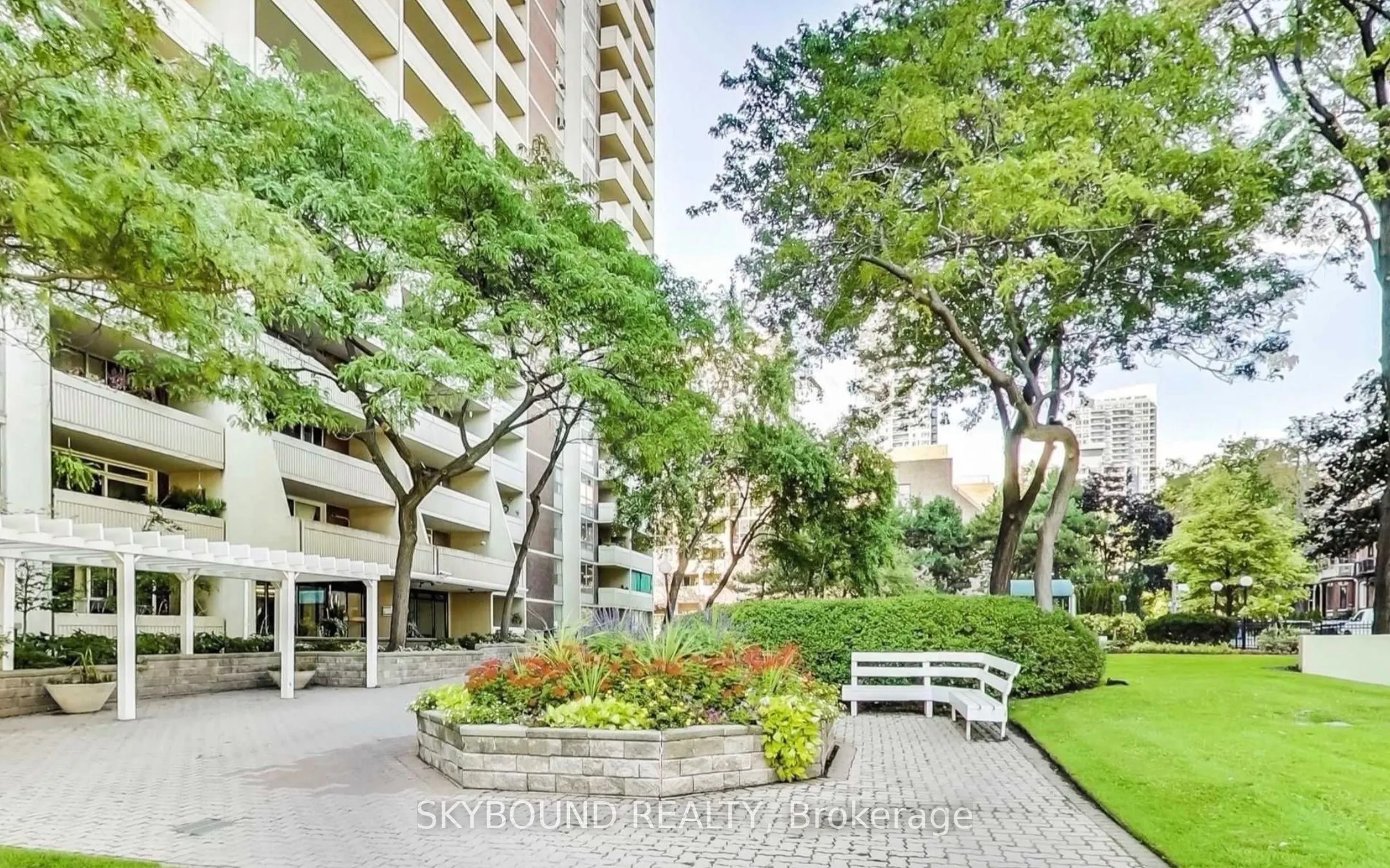 40 Homewood Avenue, #2417