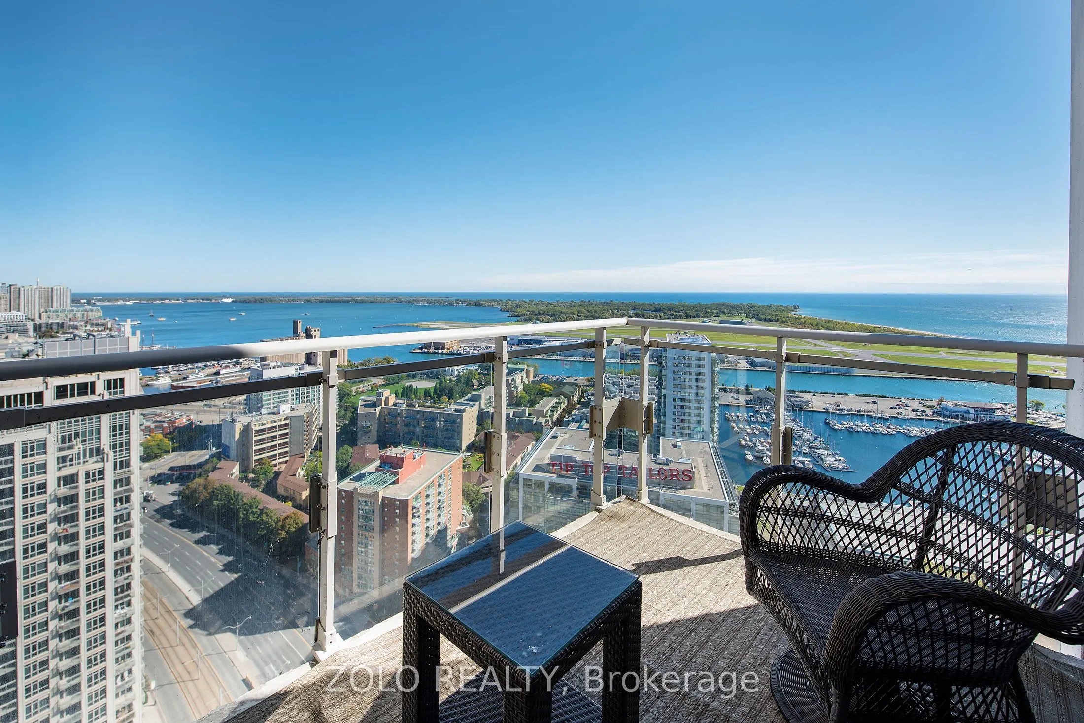 628 Fleet Street, #3403